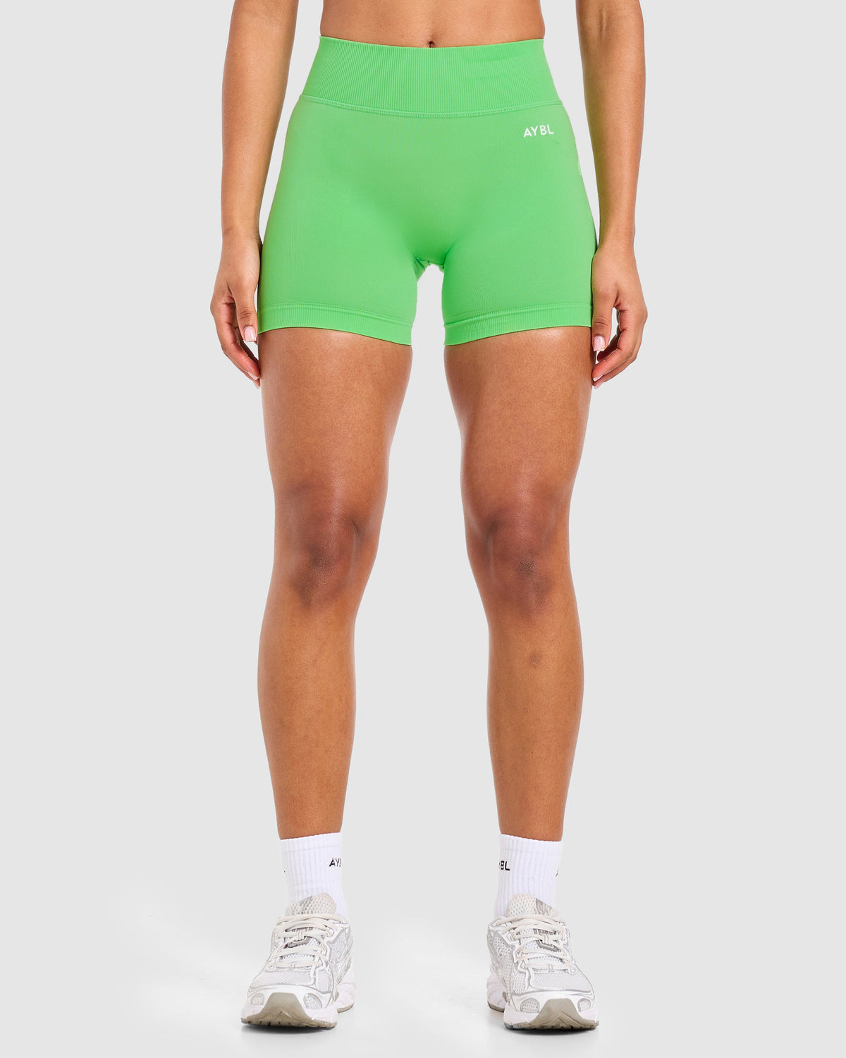 Adapt Seamless Shorts | 4.5" - Bright Vert