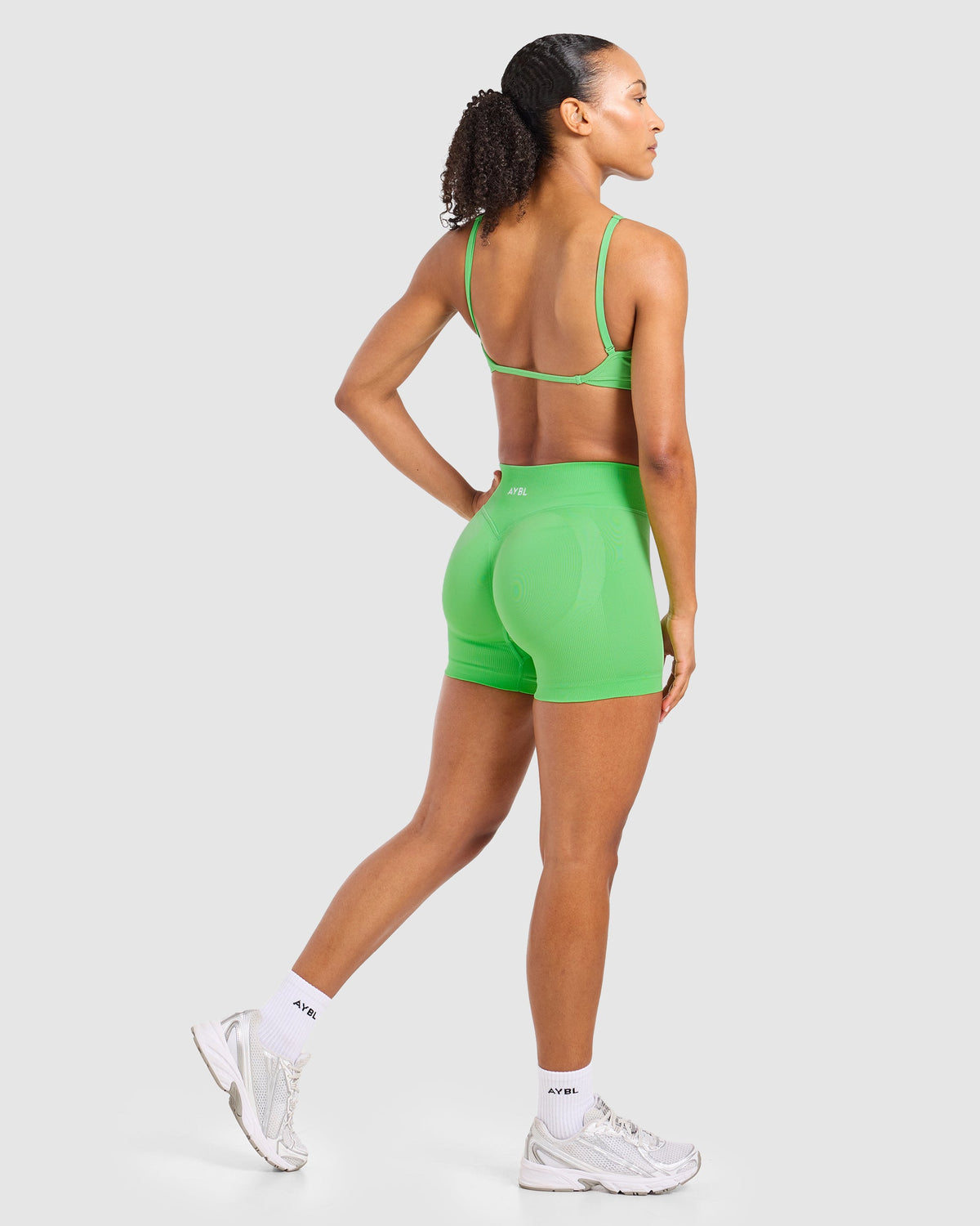 Adapt Seamless Strappy Sports Bra - Bright Vert