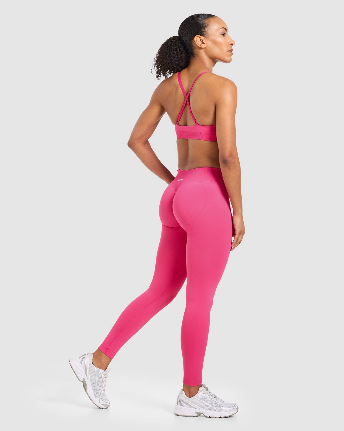 Enhance Seamless Sports Bra - Raspberry Rose