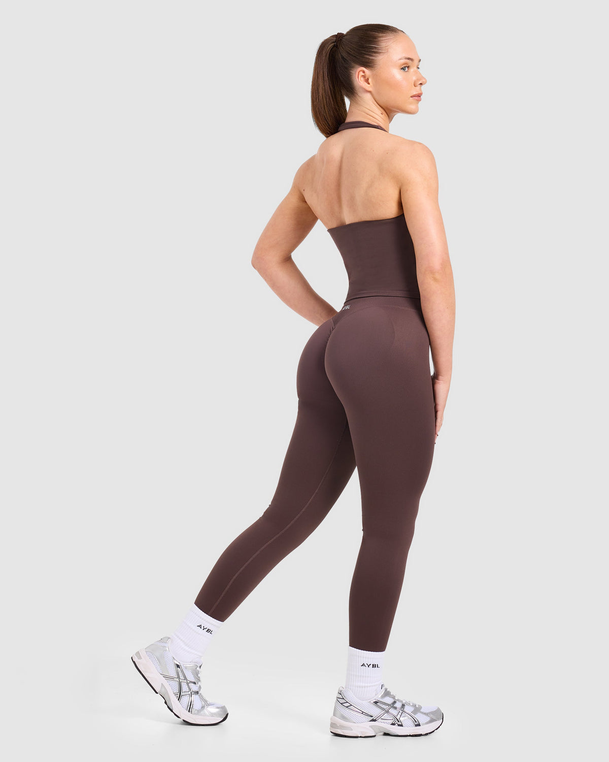 Enhance Seamless Halterneck Top - Cocoa Marron