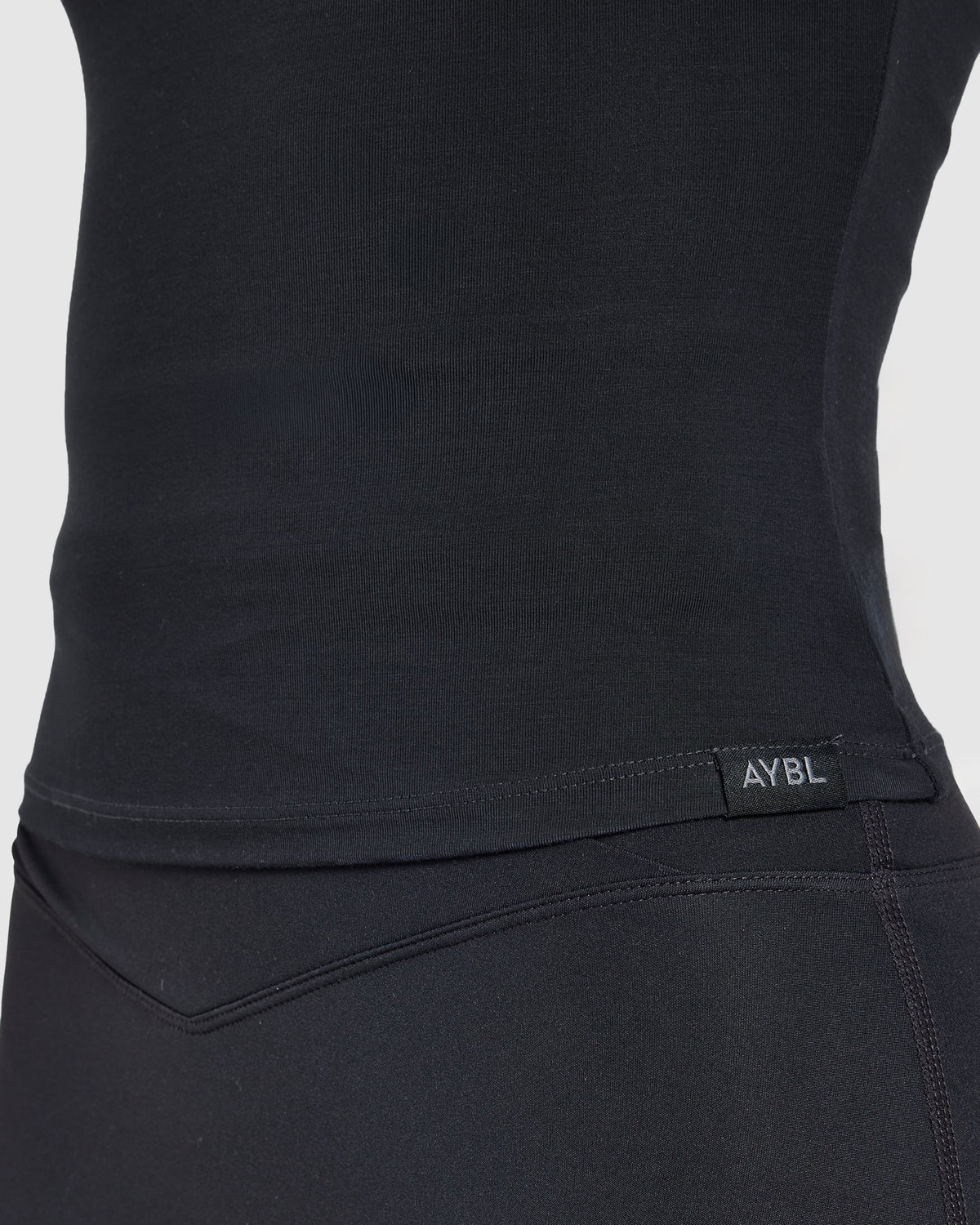 Ease Off The Shoulder Top - Noir