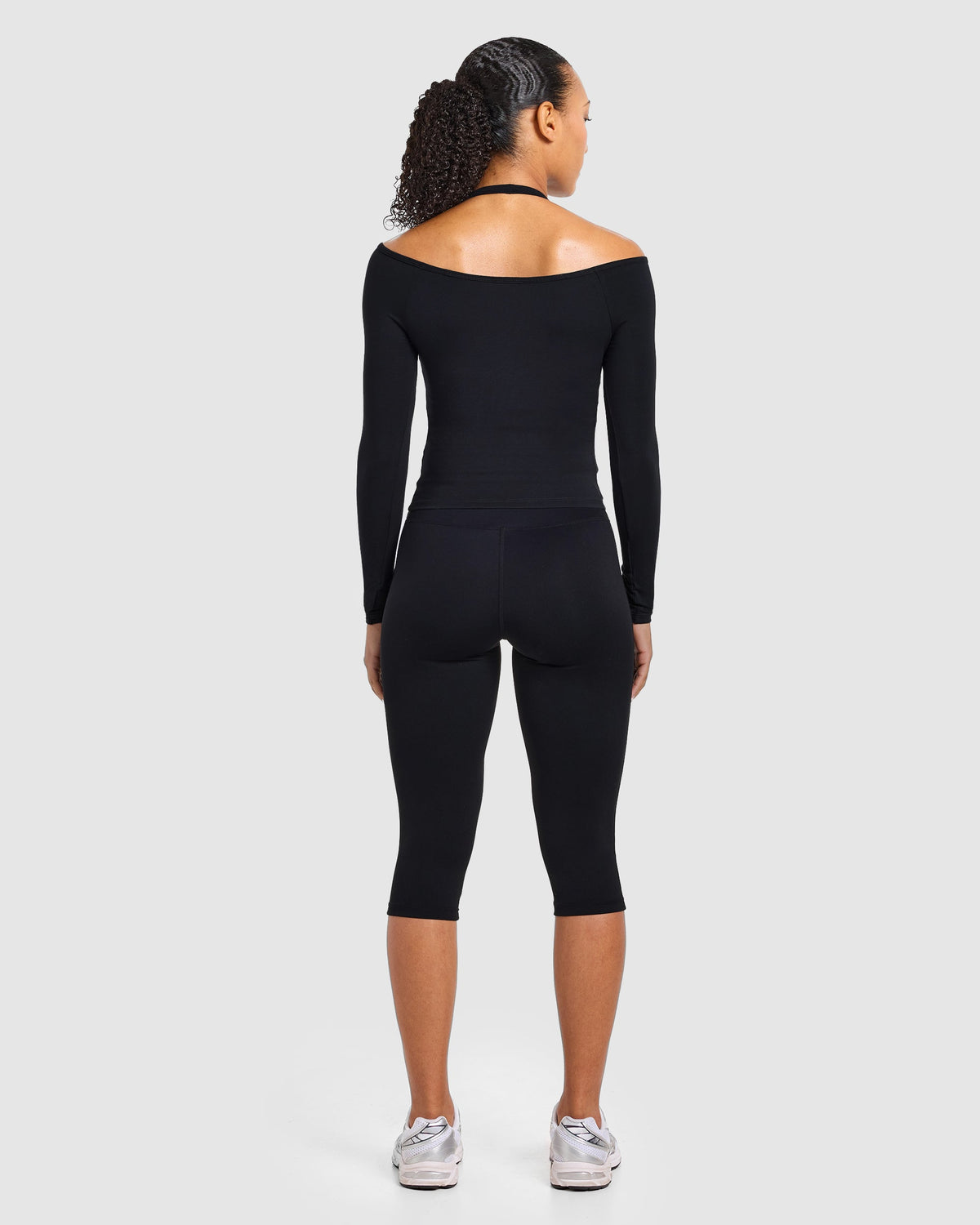 Ease Off The Shoulder Top - Noir