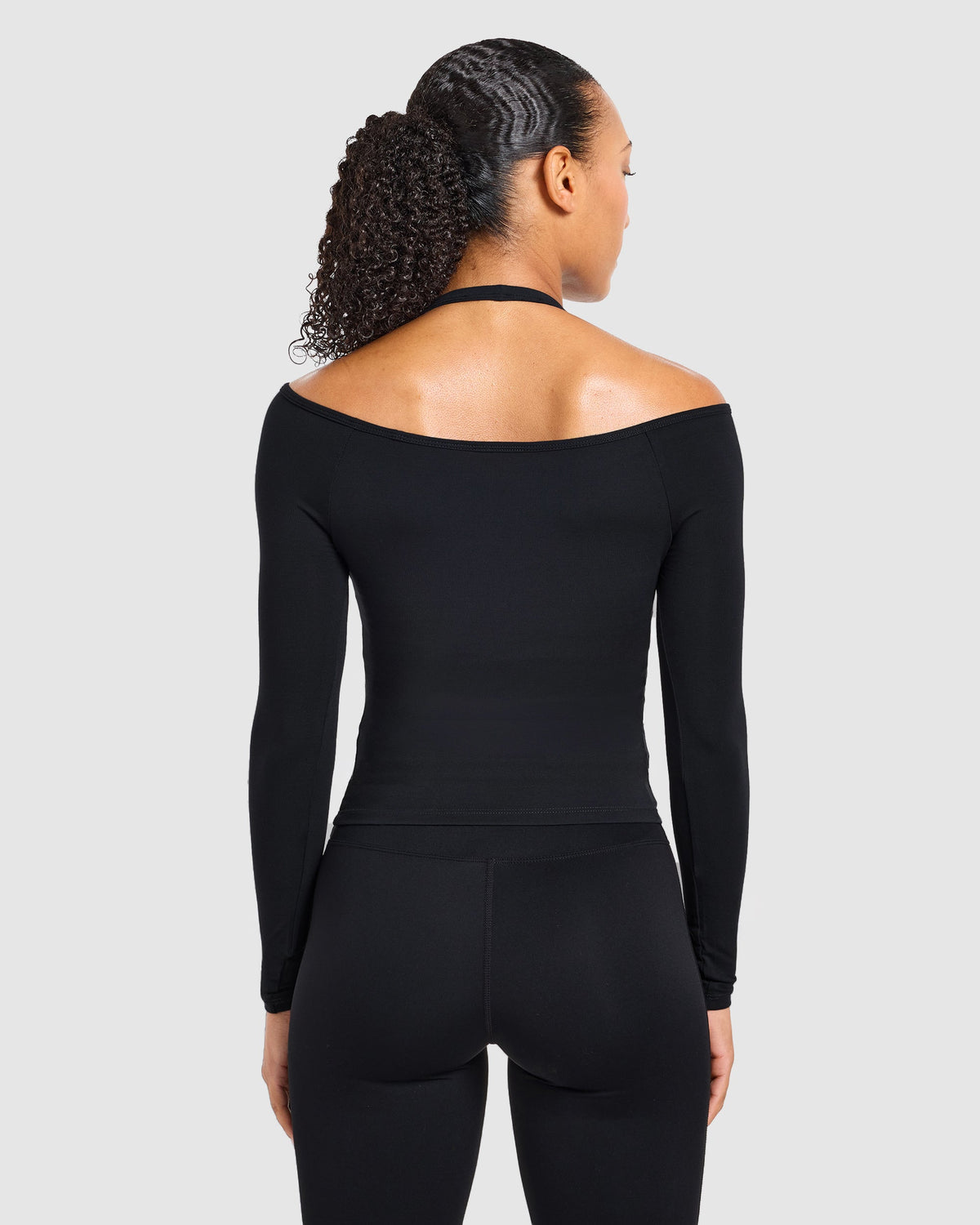 Ease Off The Shoulder Top - Noir