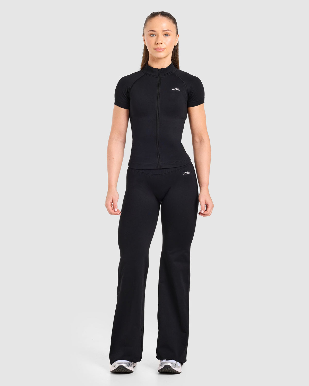 Enhance Seamless Short Sleeve Zip Up Jacket - Noir