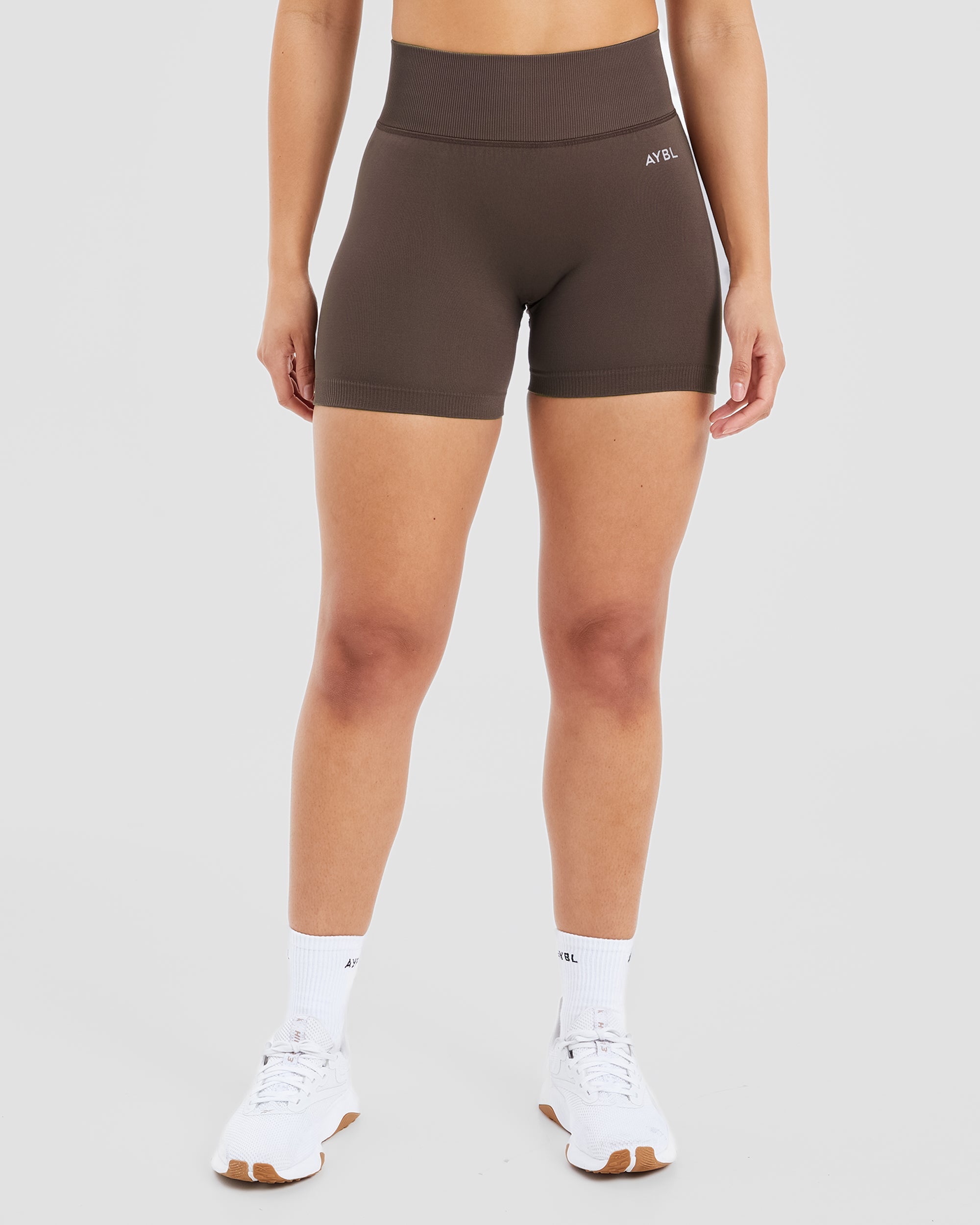 Adapt Seamless Shorts - Brun