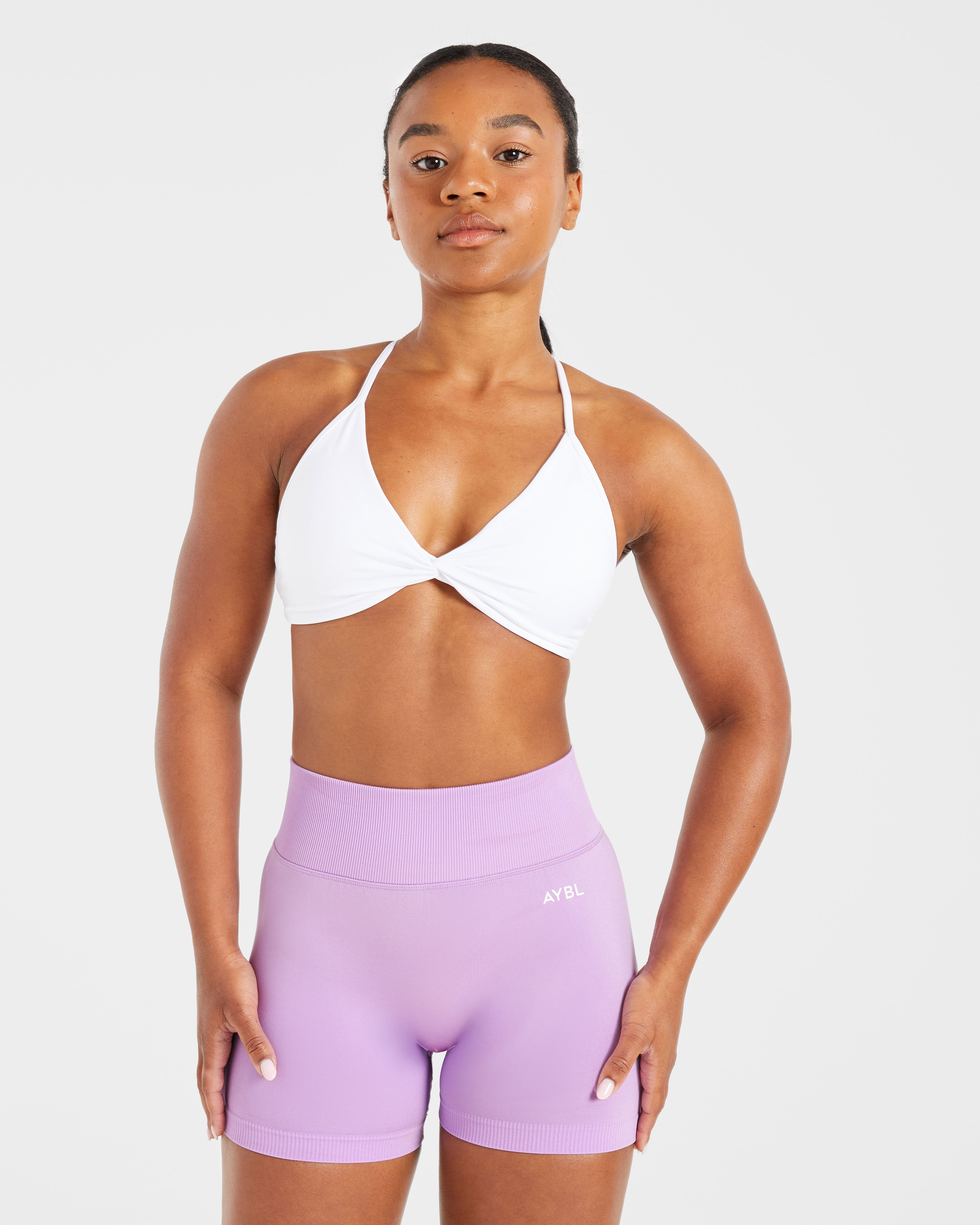 Essential Twist Crossback Sports Bra - Blanc