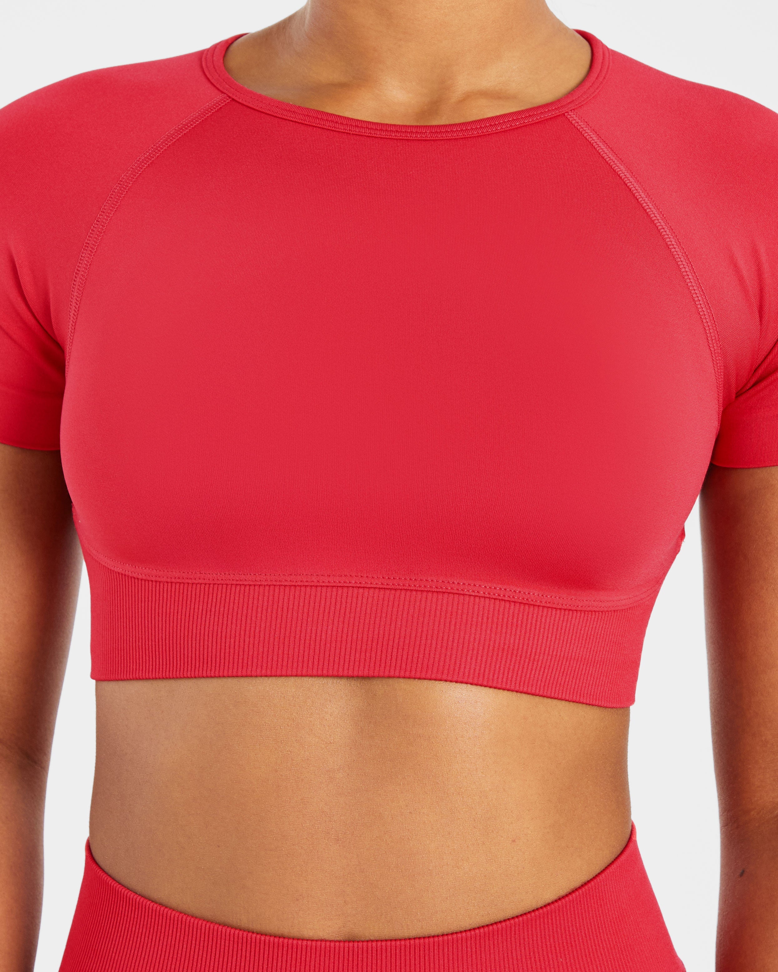 Adapt Seamless Crop Top - Salsa Rouge