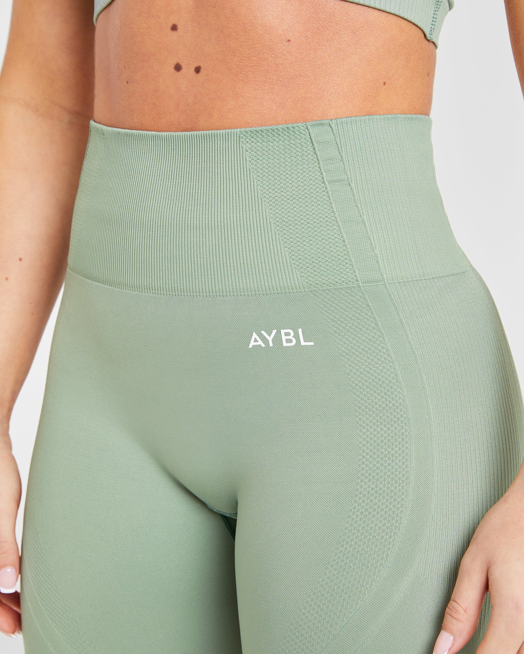 Balance V3 Seamless Leggings - Grove Vert