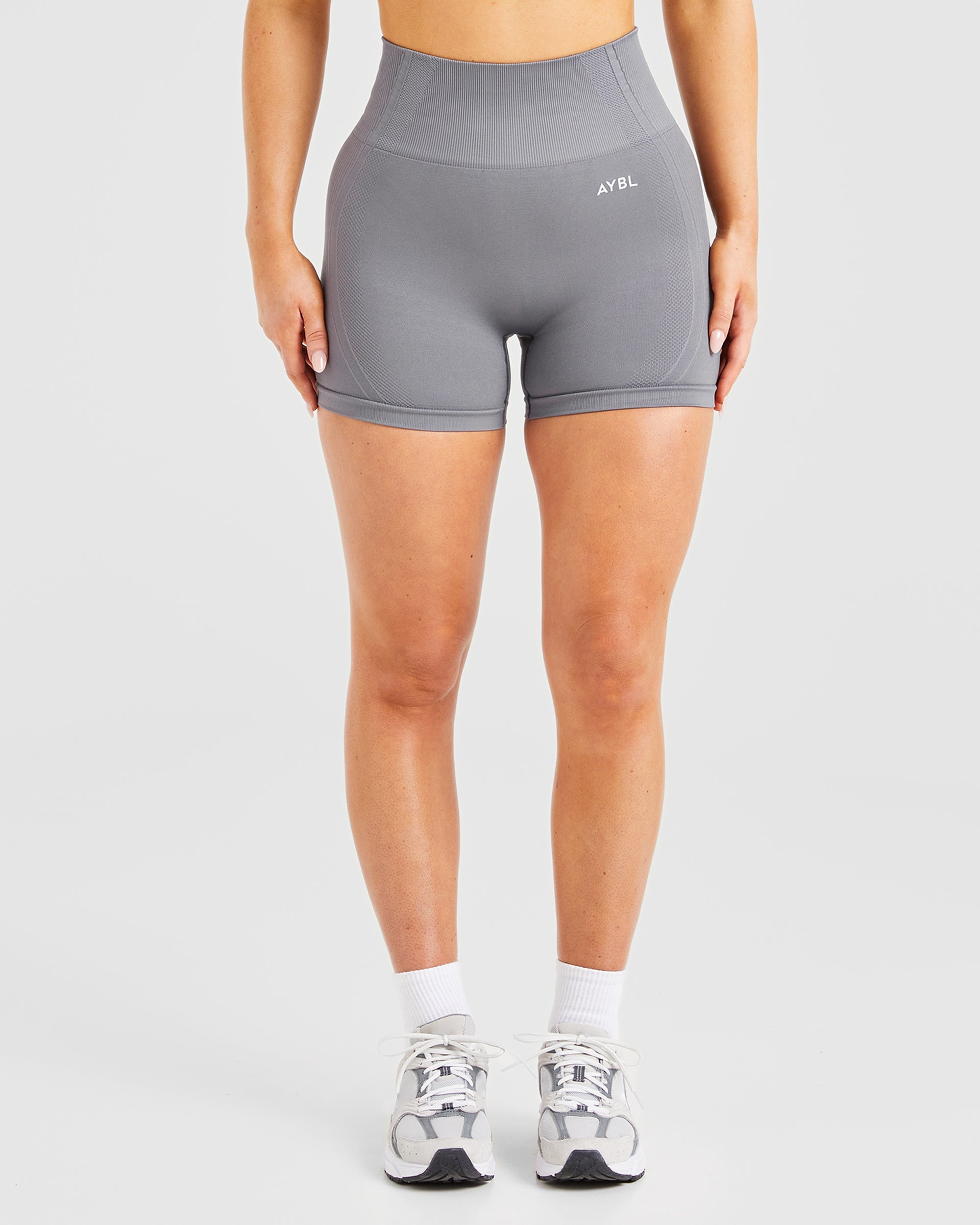 Balance V3 Seamless Shorts - Charcoal Gris