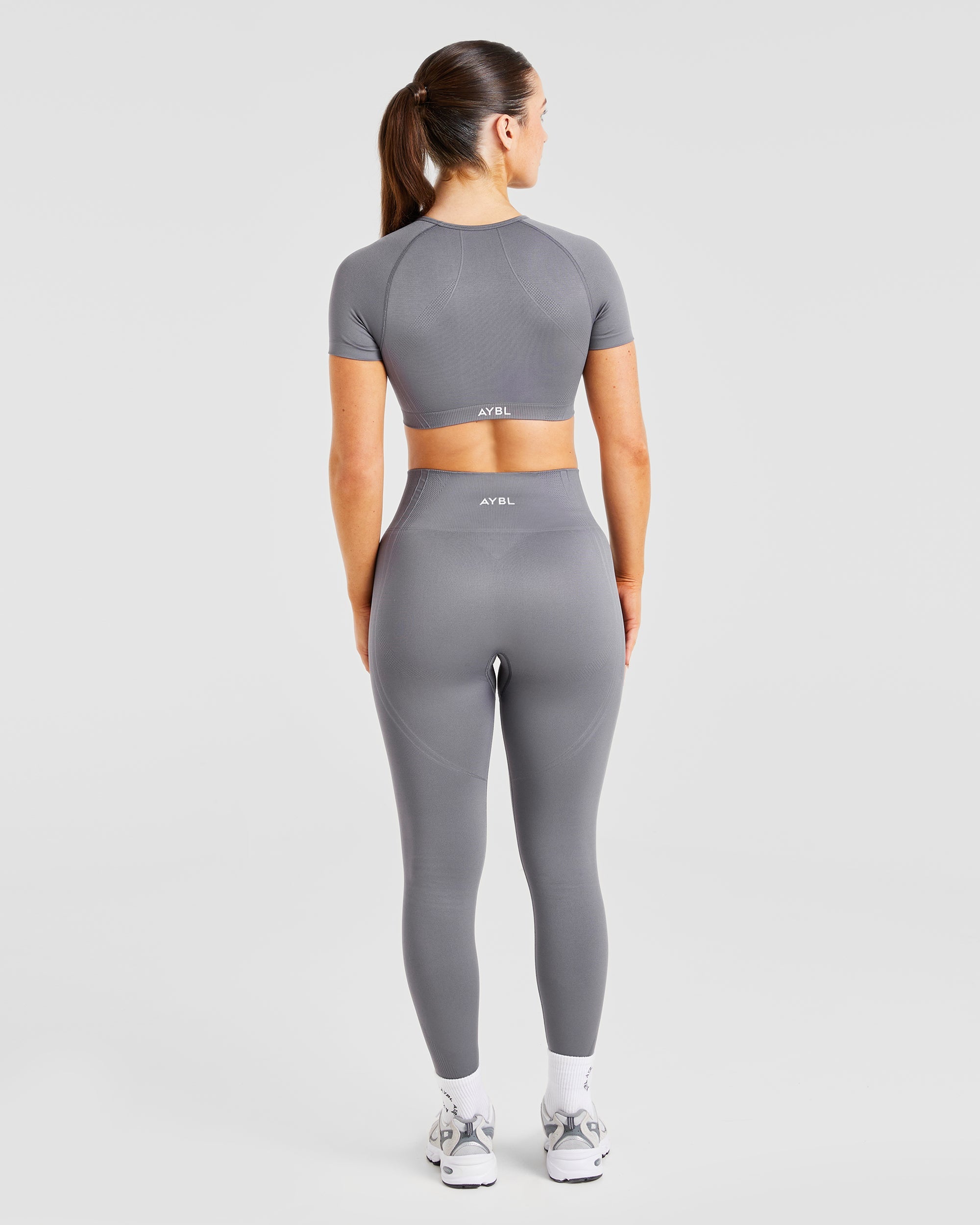 Balance V3 Seamless Crop Top - Charcoal Gris