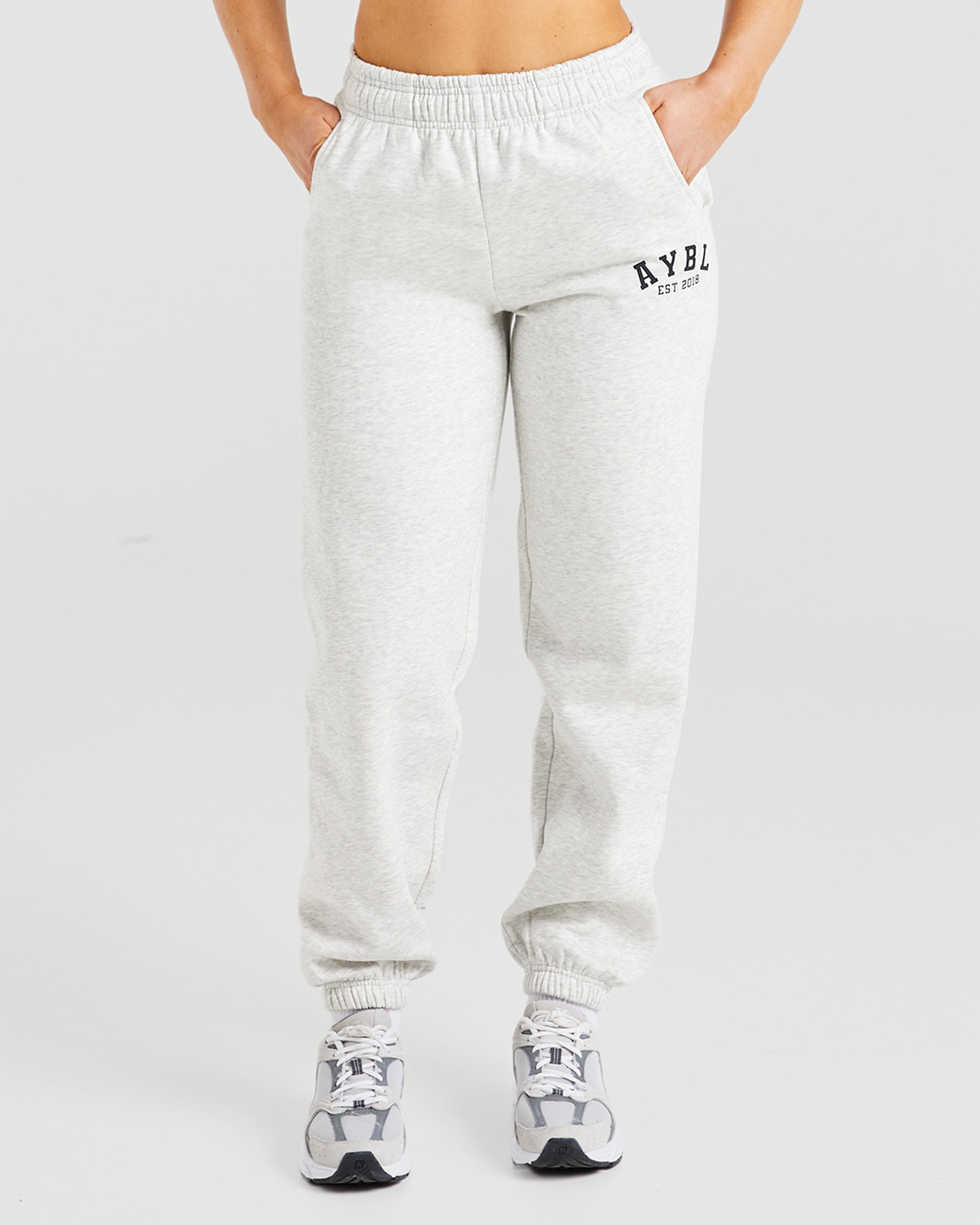 Varsity Graphic Oversized Joggers - Gris Marl