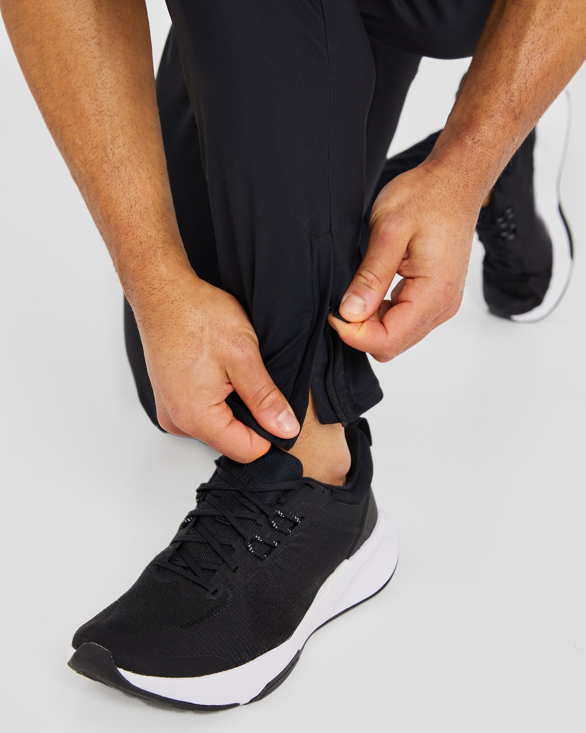 Ascend Zip Joggers - Noir