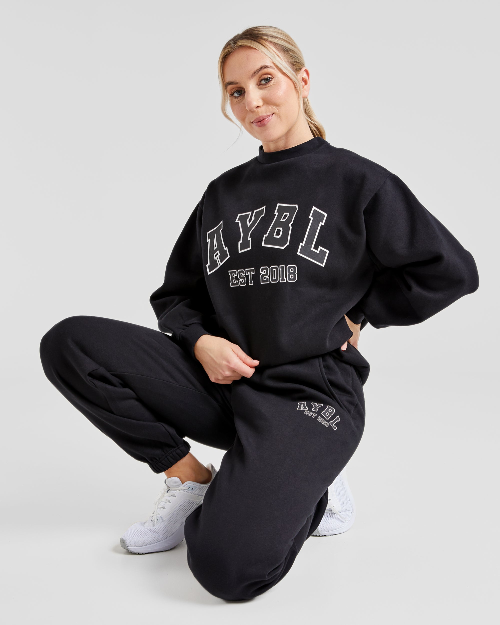 Varsity Graphic Oversized Sweatshirt - Noir