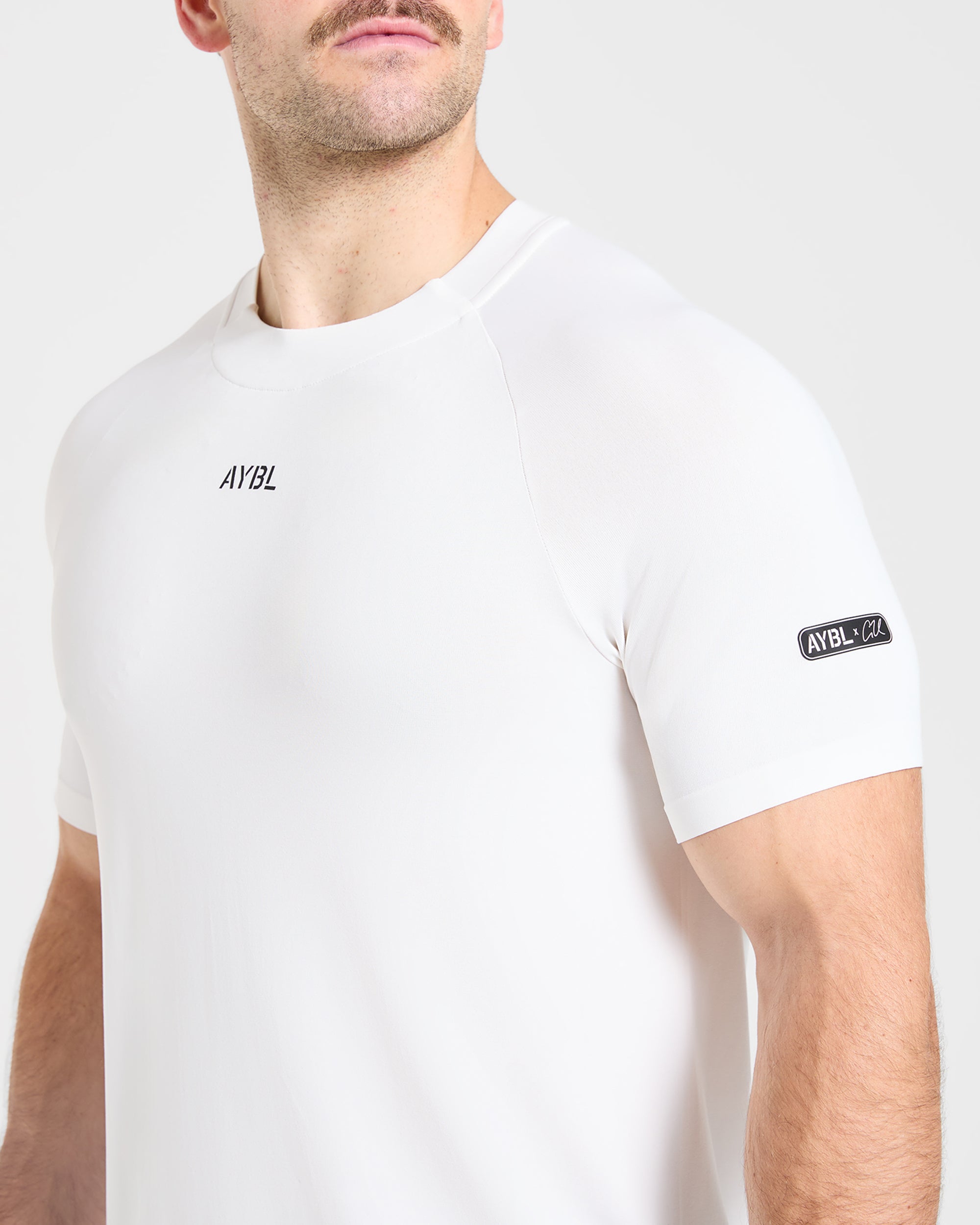 Cam Kissel x Seamless T Shirt - Off Blanc