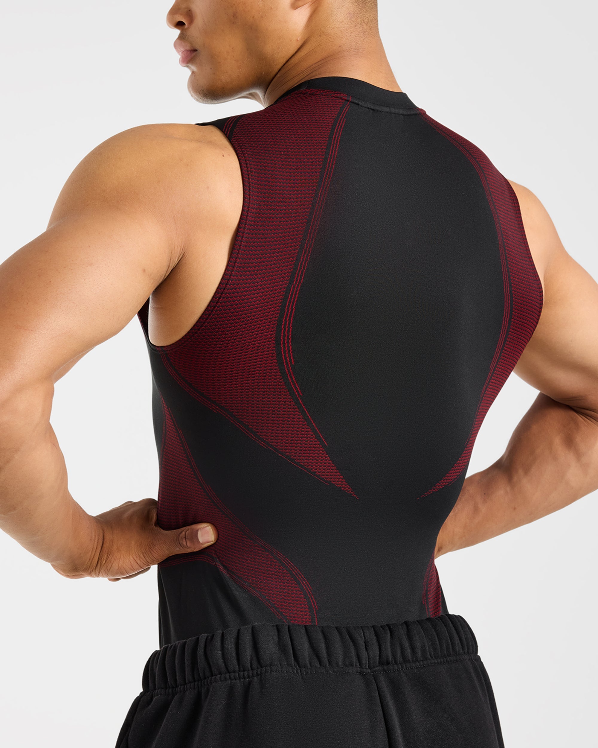 Charge Seamless Tank - Noir/Rouge