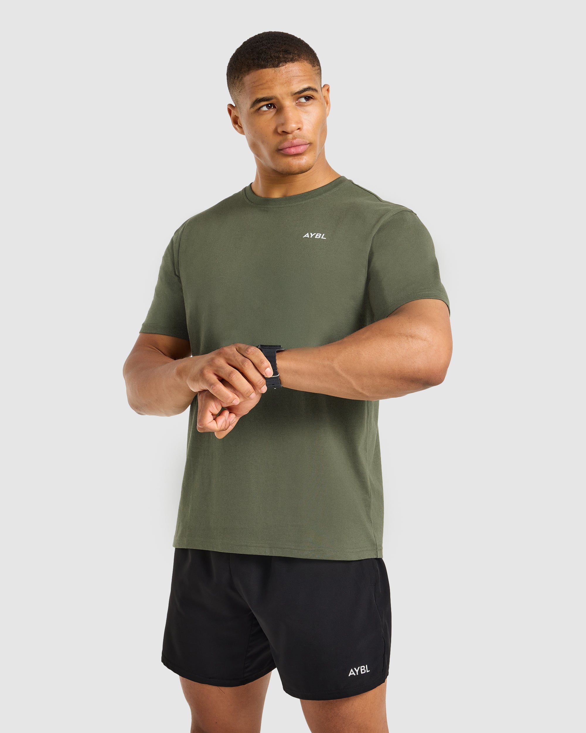 Essential T Shirt - Army Vert