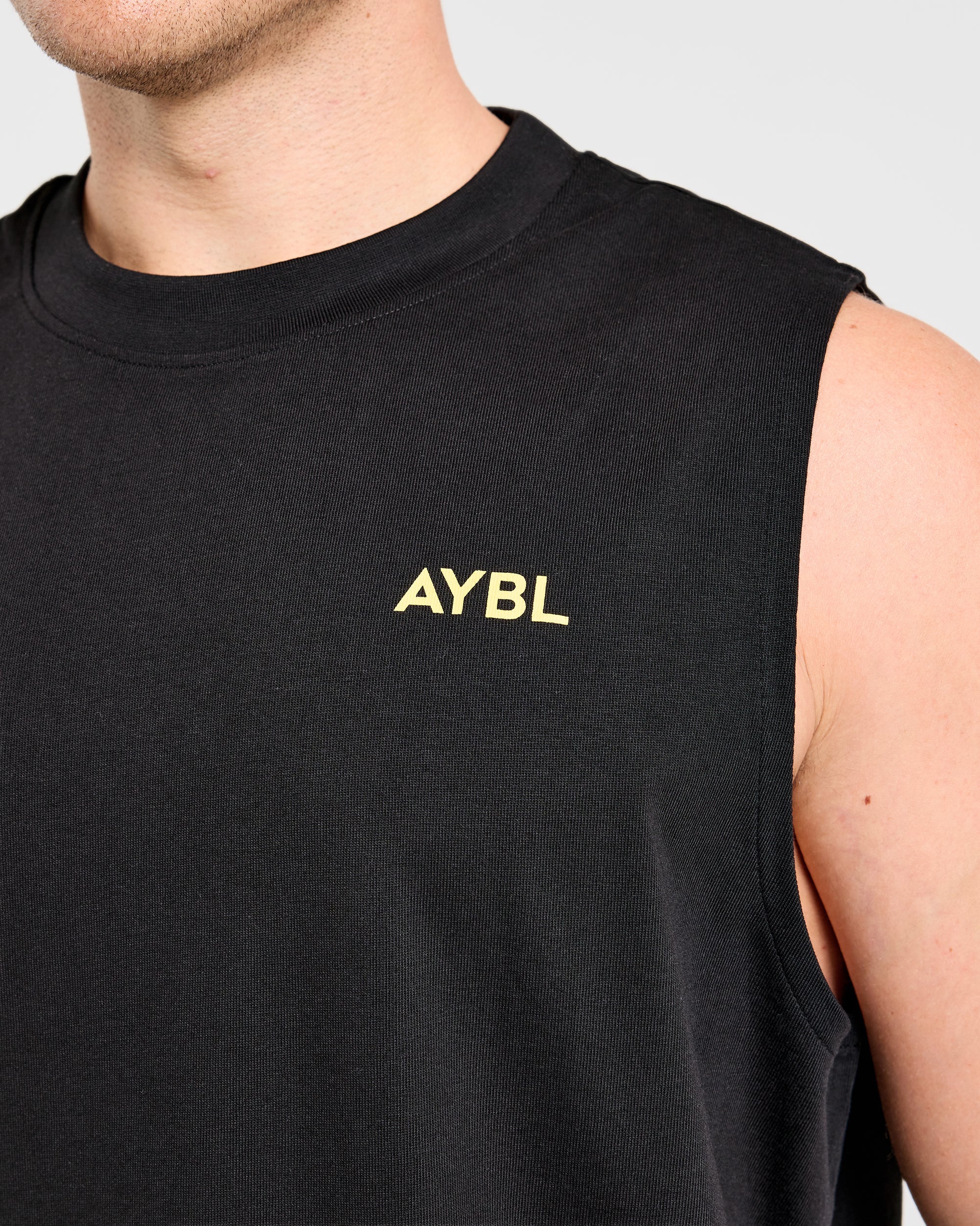 Essential Oversized Graphic Tank - Noir/Jaune