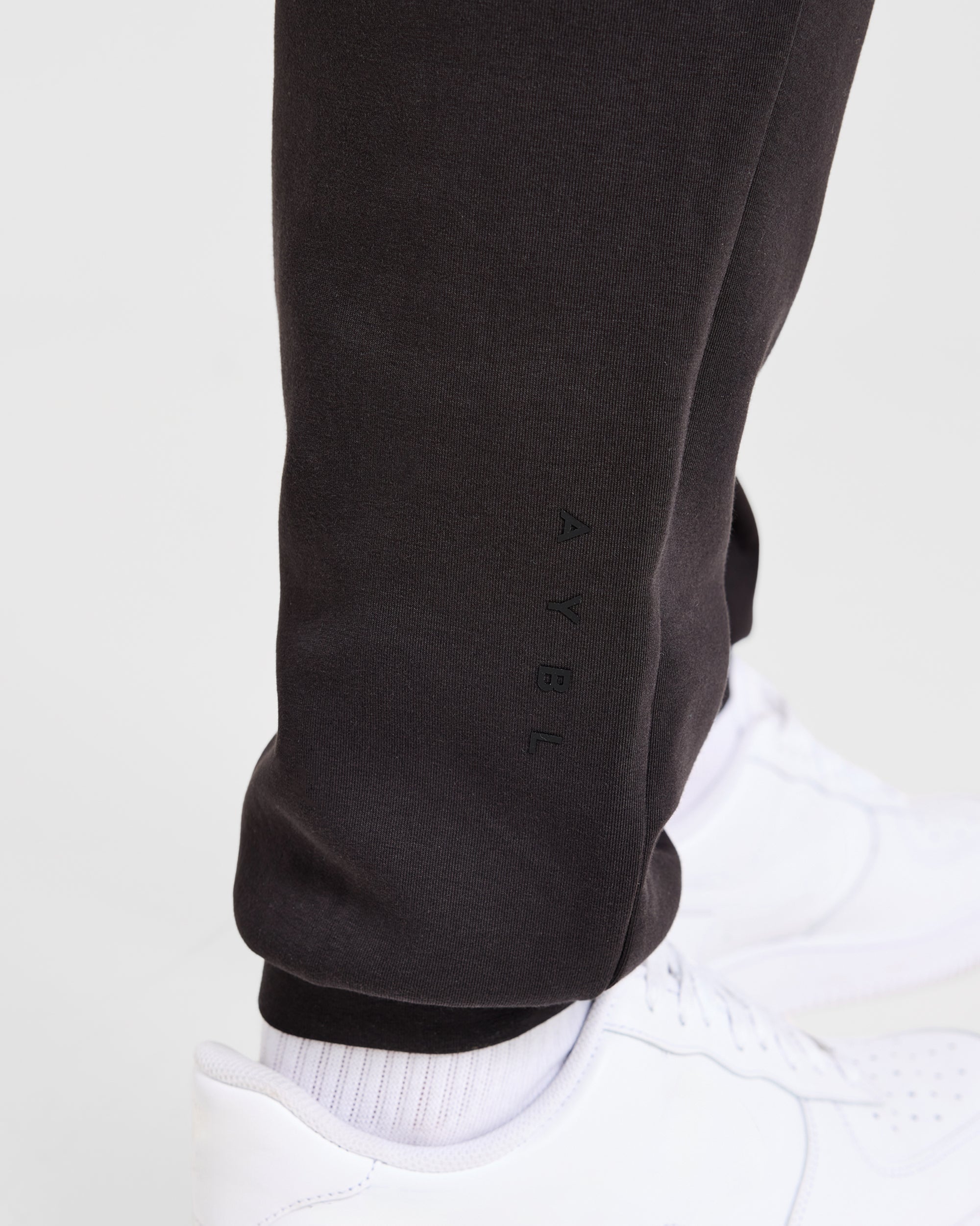 Reinforce Performance Joggers - Noir