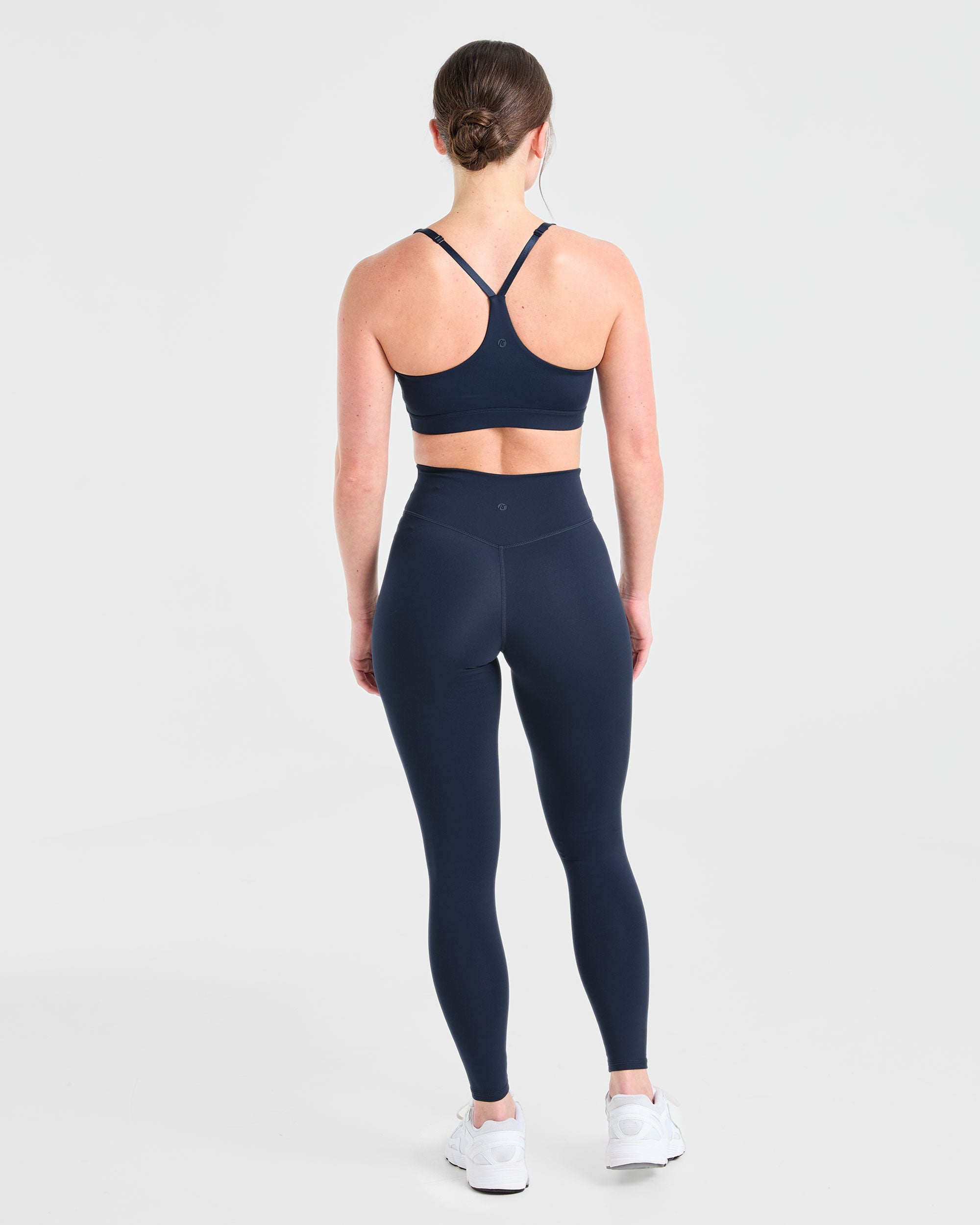 Staple Sports Bra - Navy