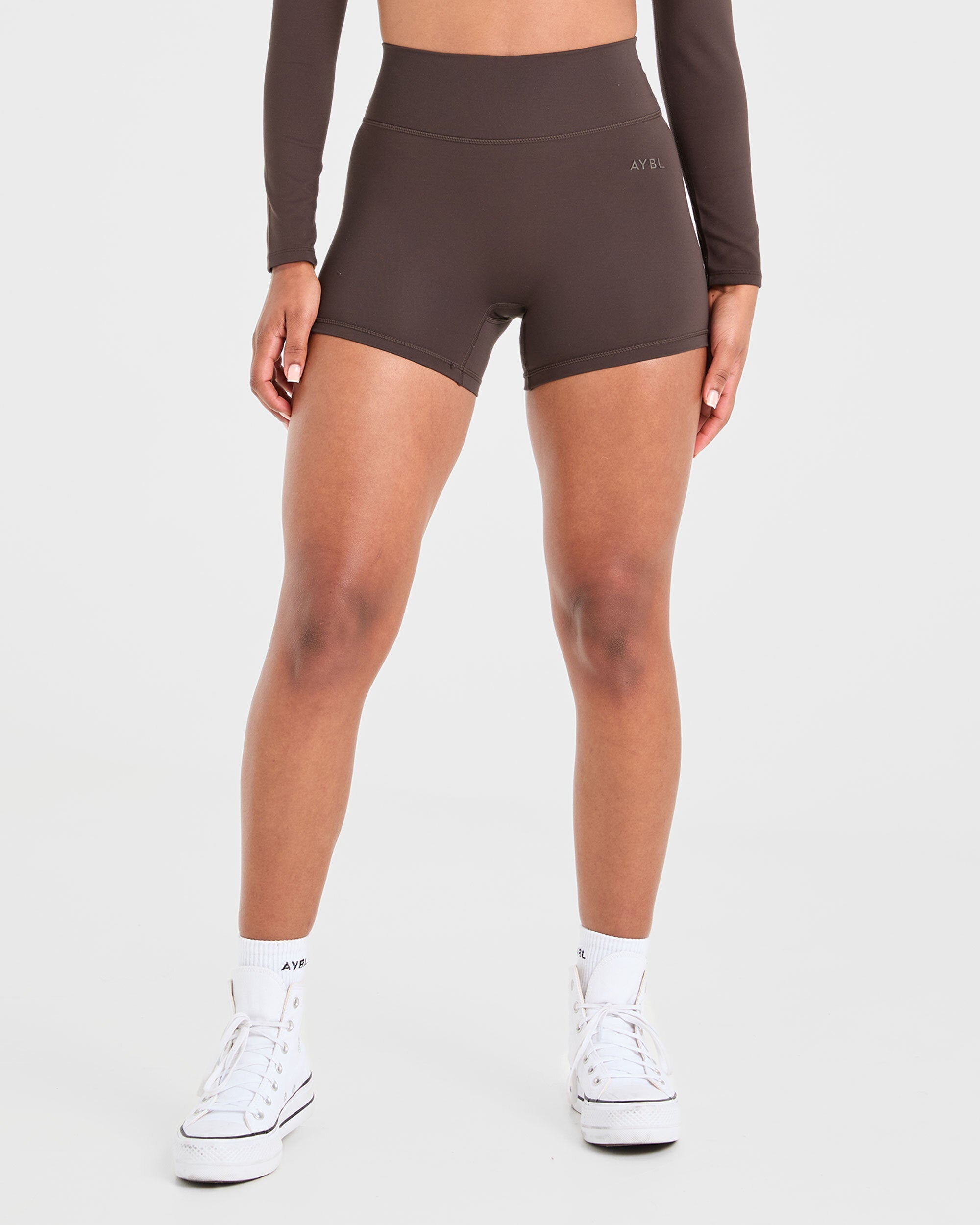 Staple Shorts - Coffee Brun