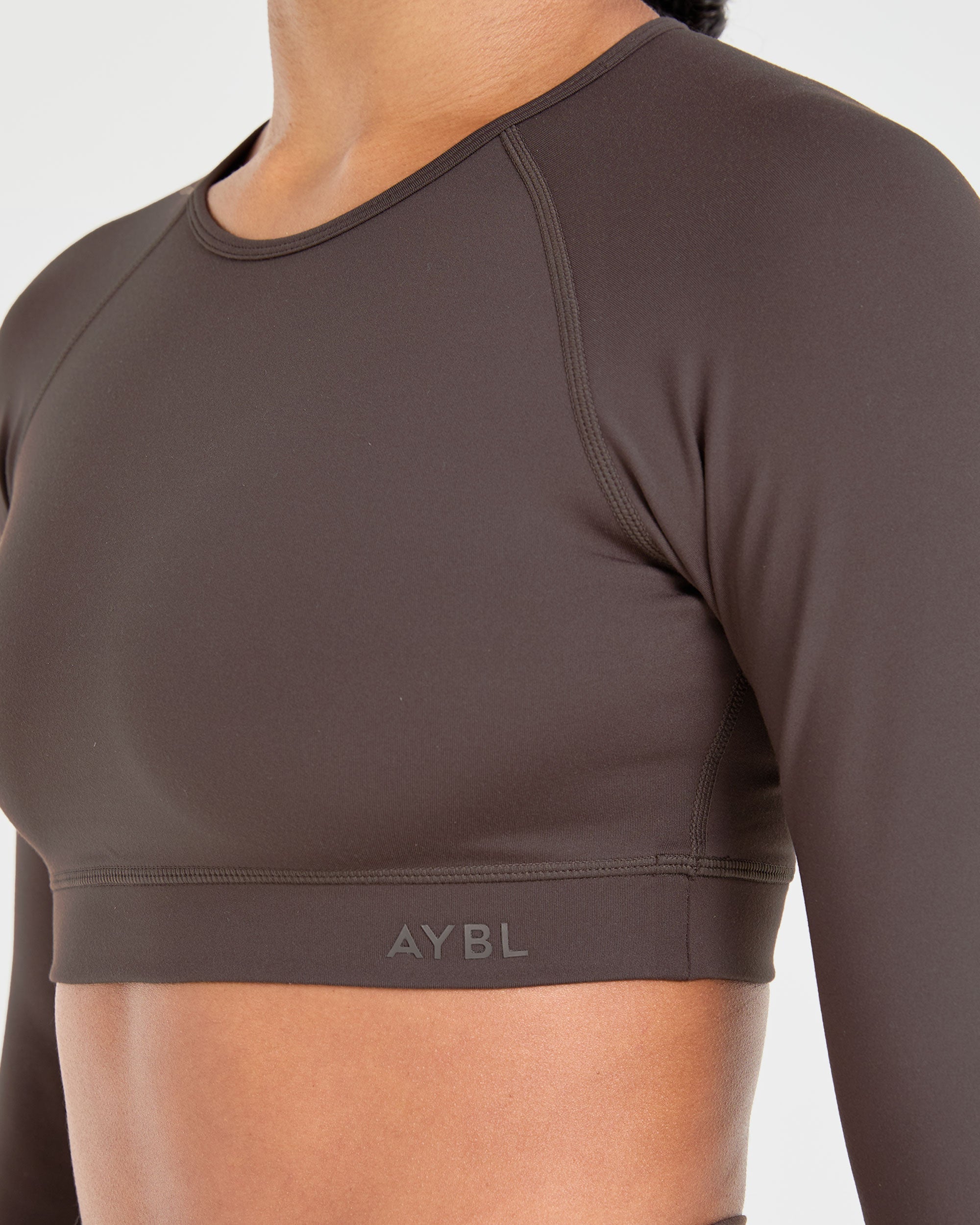 Staple Long Sleeve Crop Top - Coffee Brun