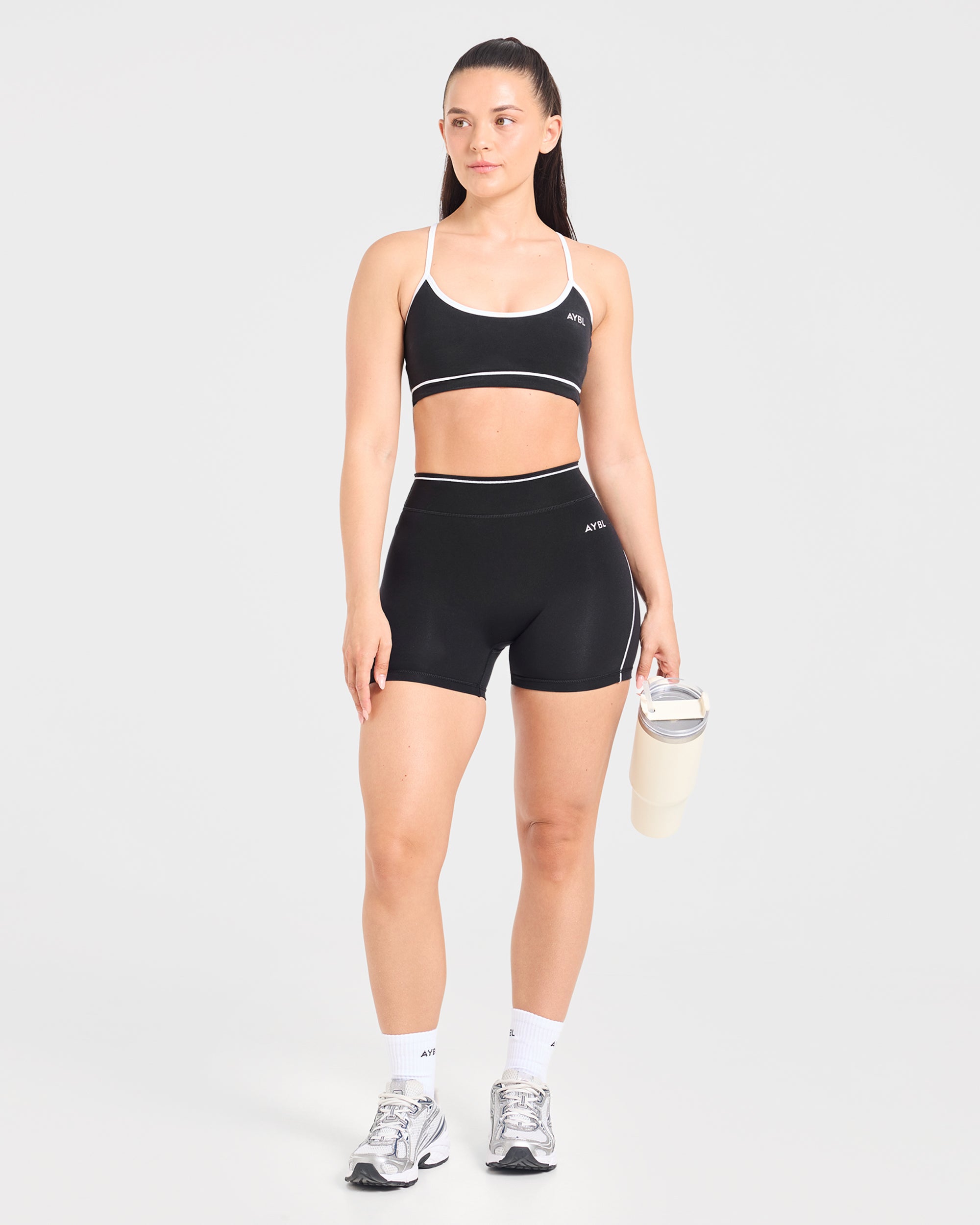 Form Shorts - Noir