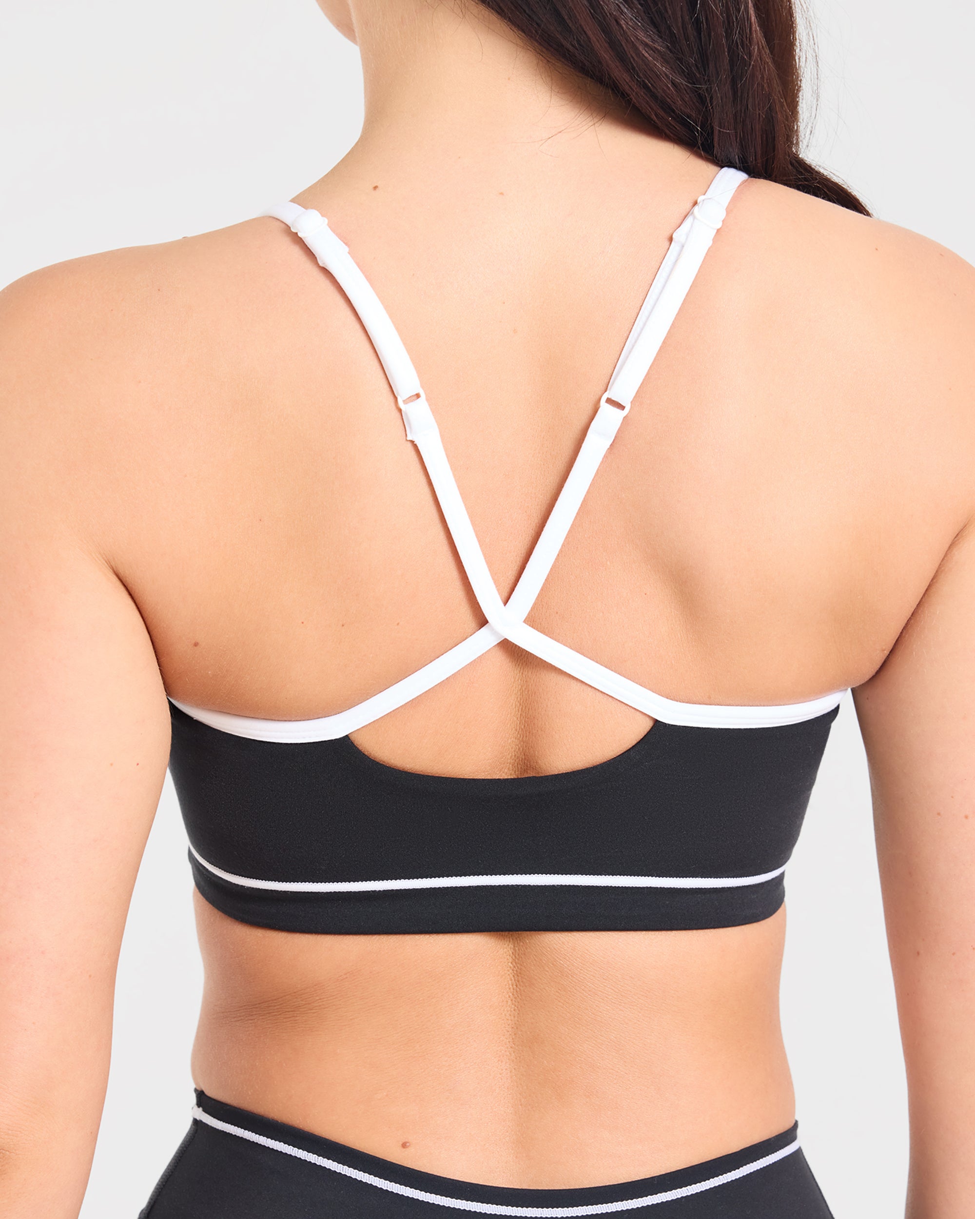 Form Sports Bra - Noir