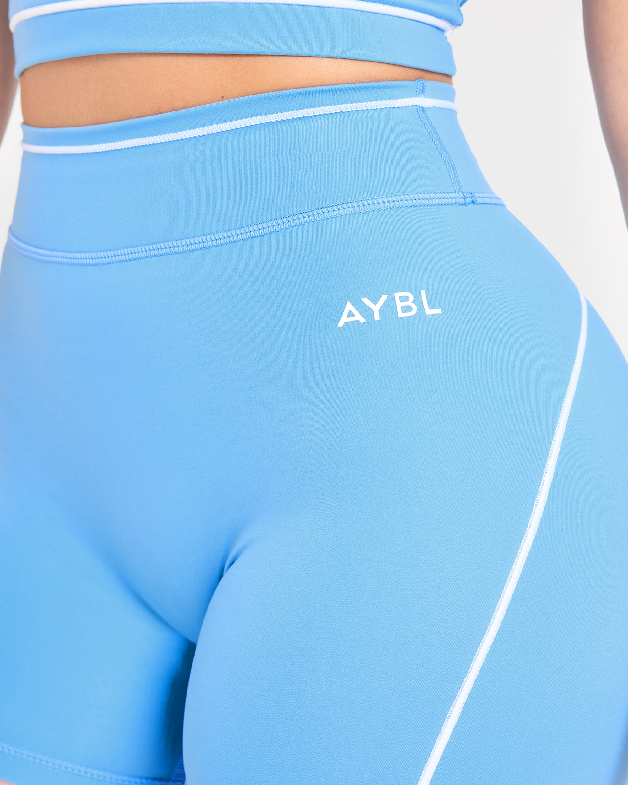 Form Shorts - Bleu