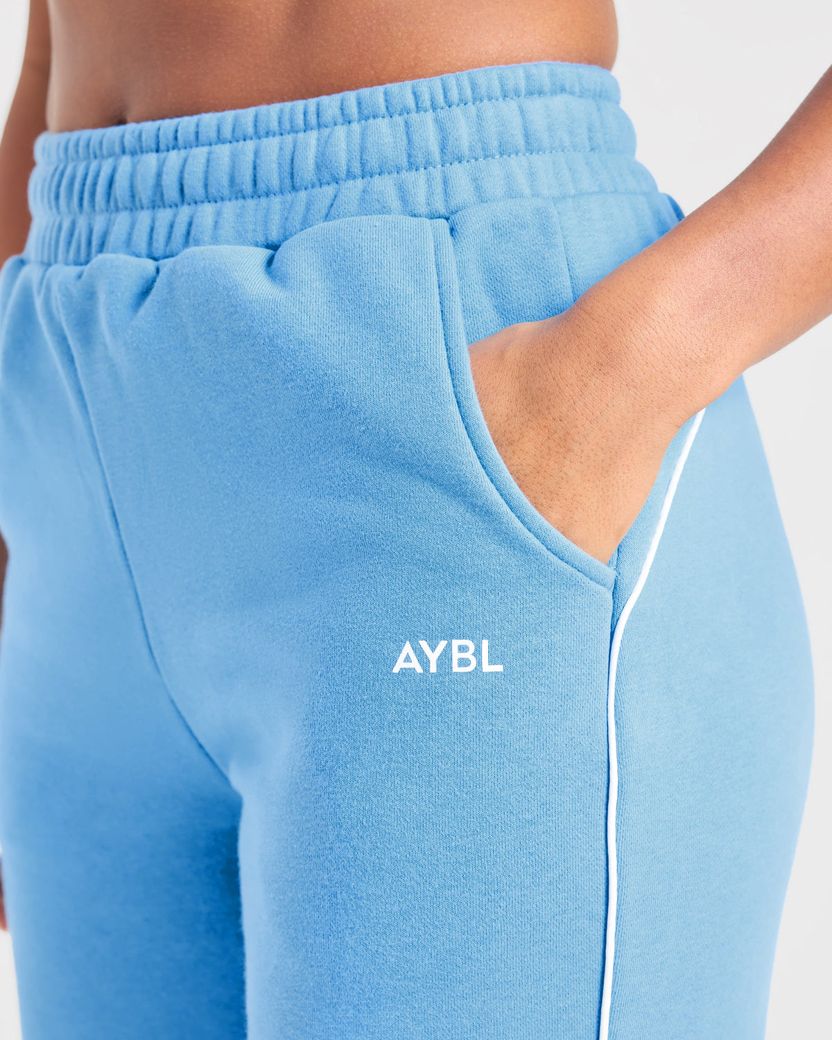 Form Straight Leg Joggers - Bleu