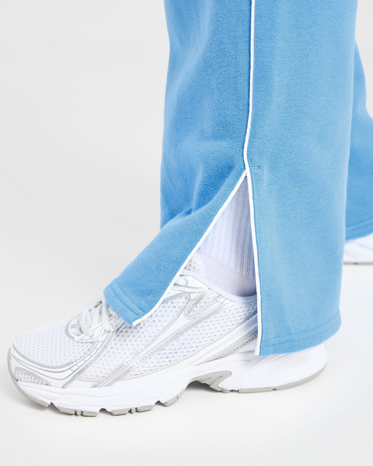 Form Straight Leg Joggers - Bleu