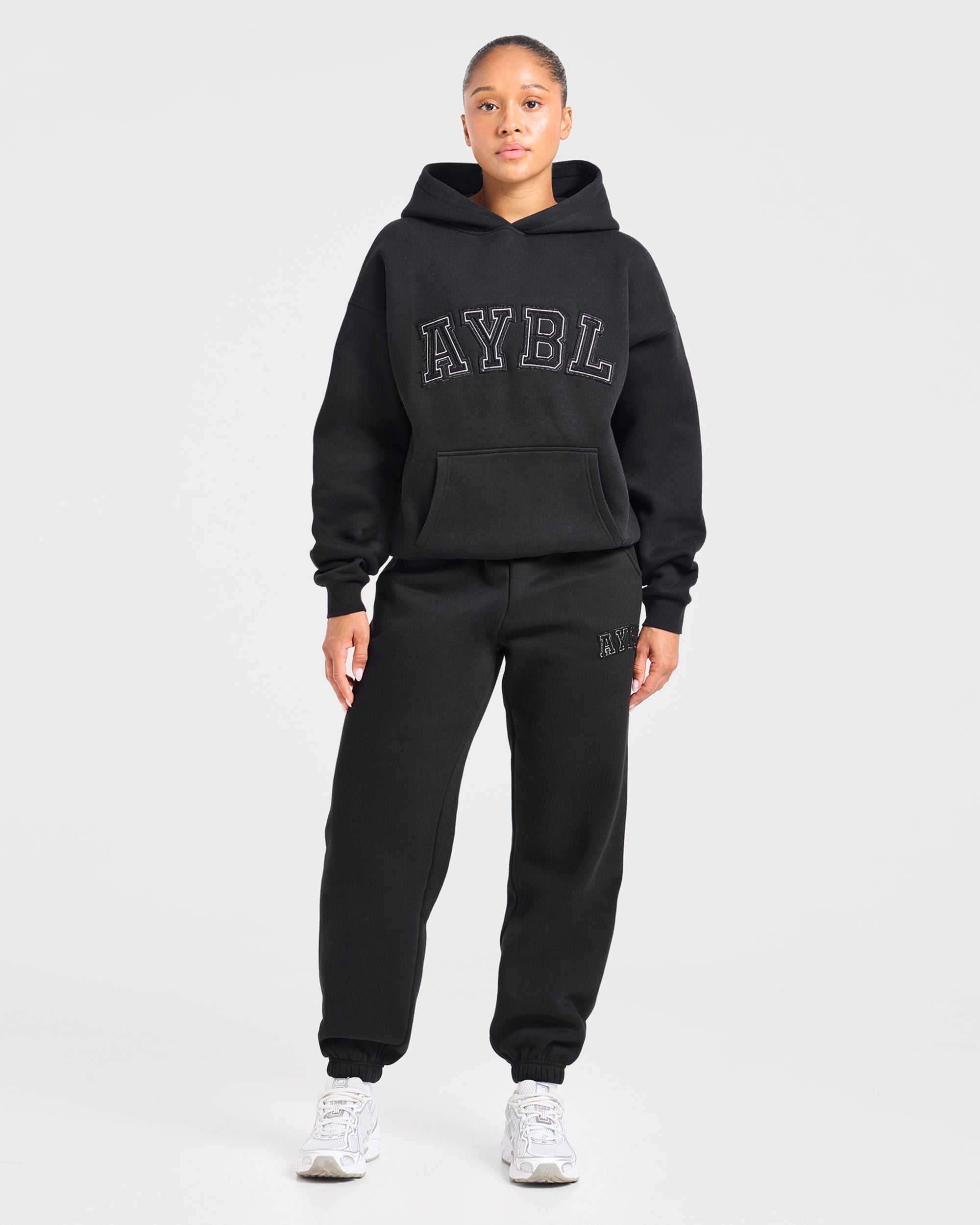 Varsity Applique Oversized Joggers - Noir