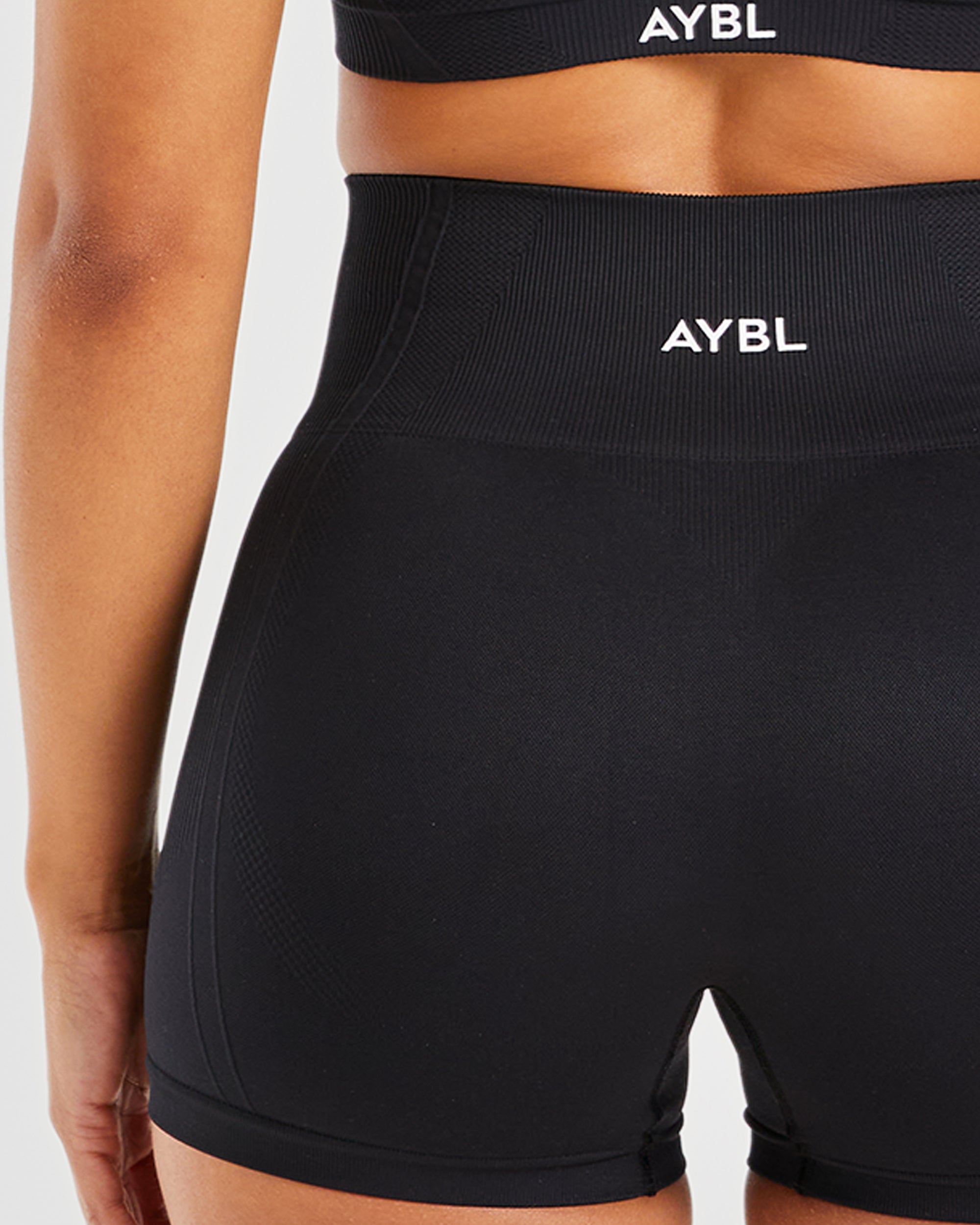 Balance V3 Seamless Shorts - Noir