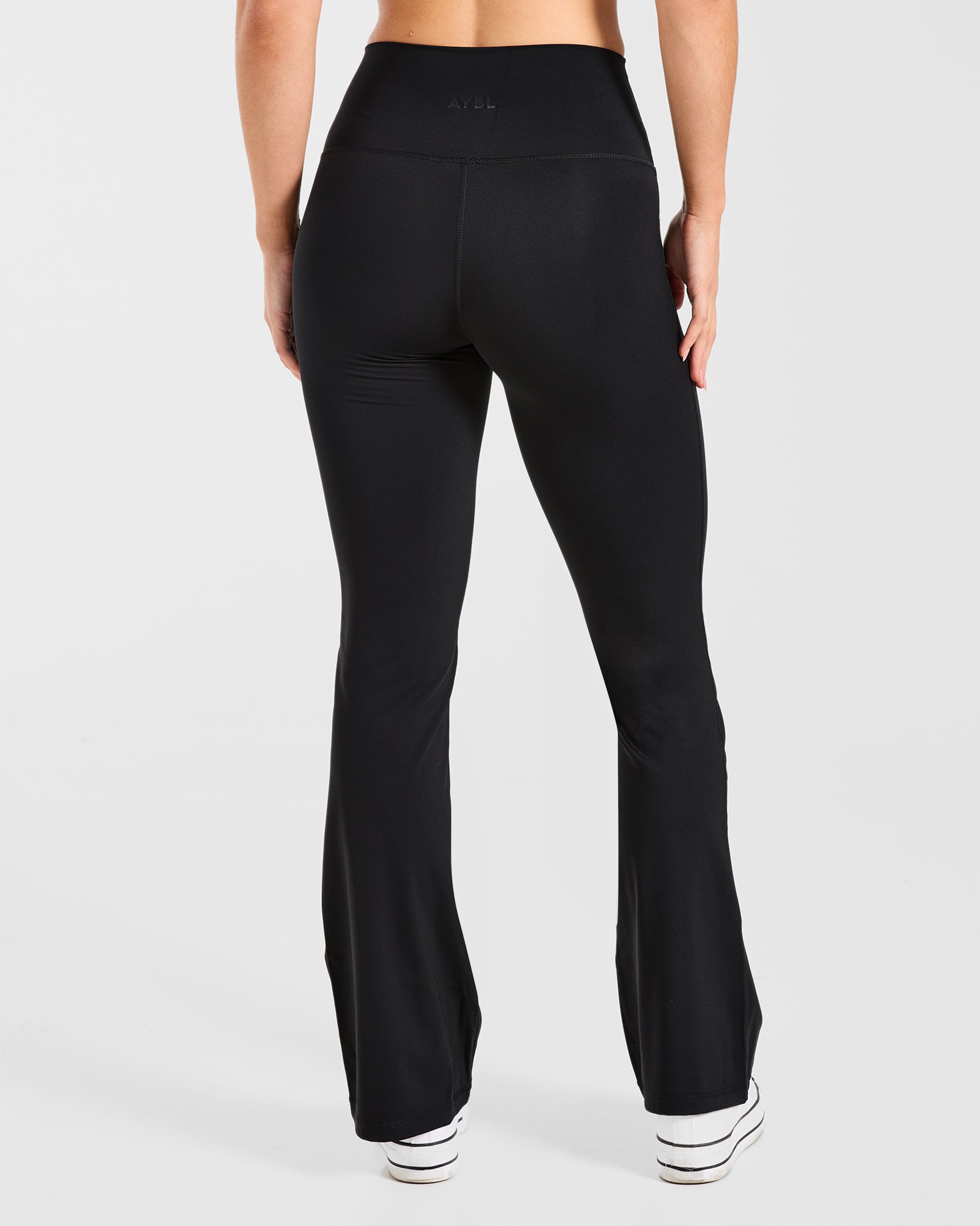 Sculpt Flared Leggings - Noir
