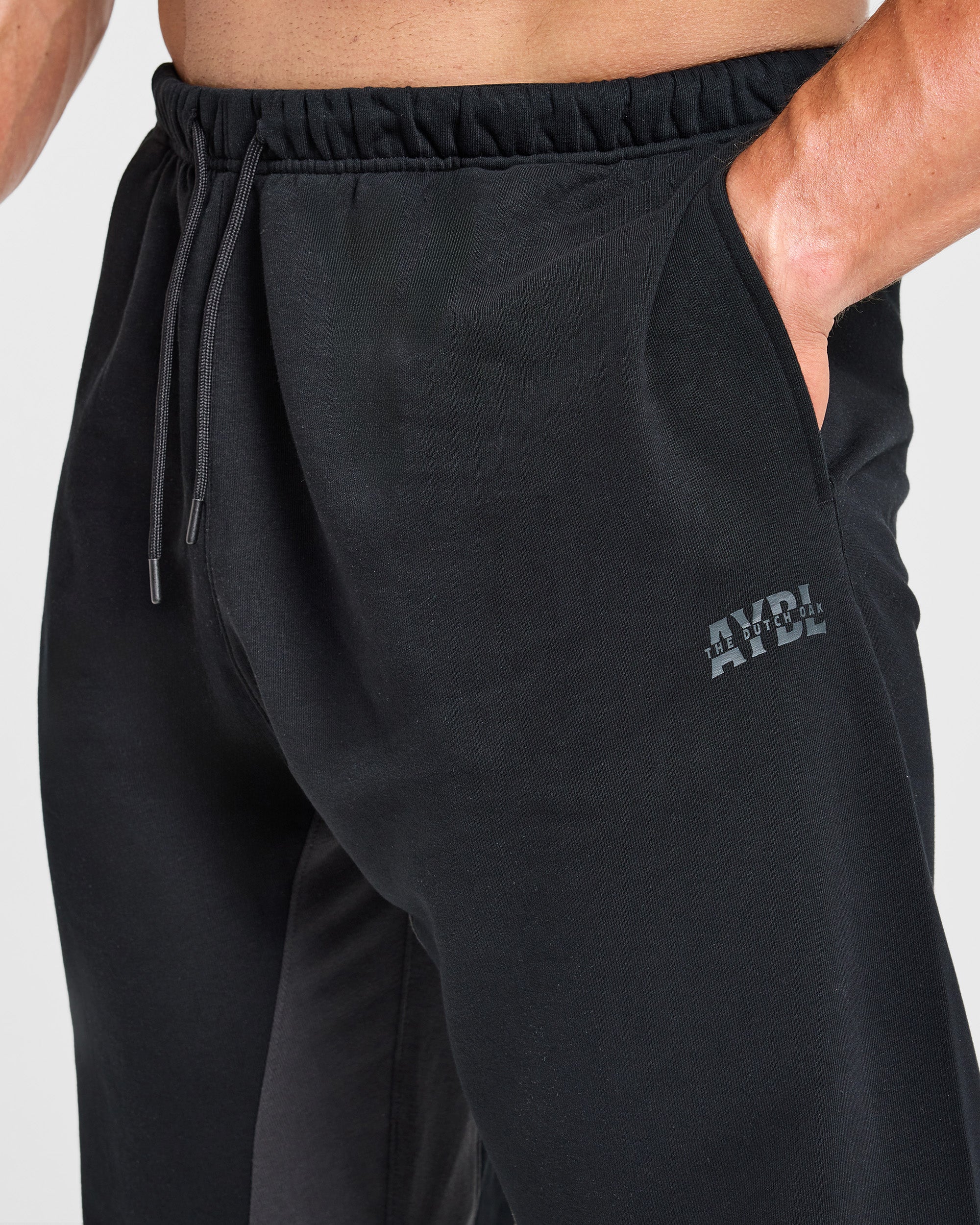 Wesley Vissers x Oversized Straight Leg Joggers - Noir
