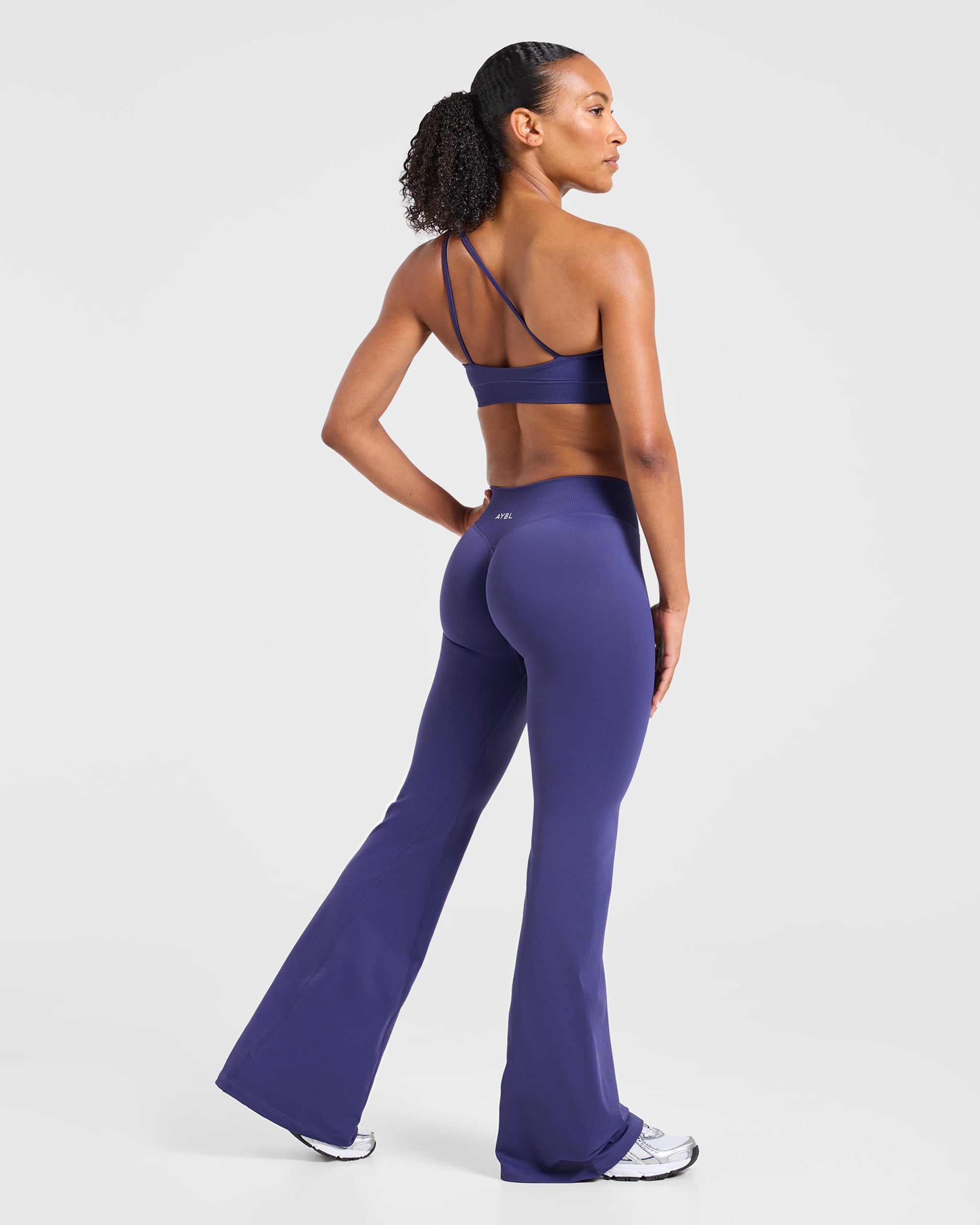 Enhance Seamless Flared Leggings - Storm Bleu