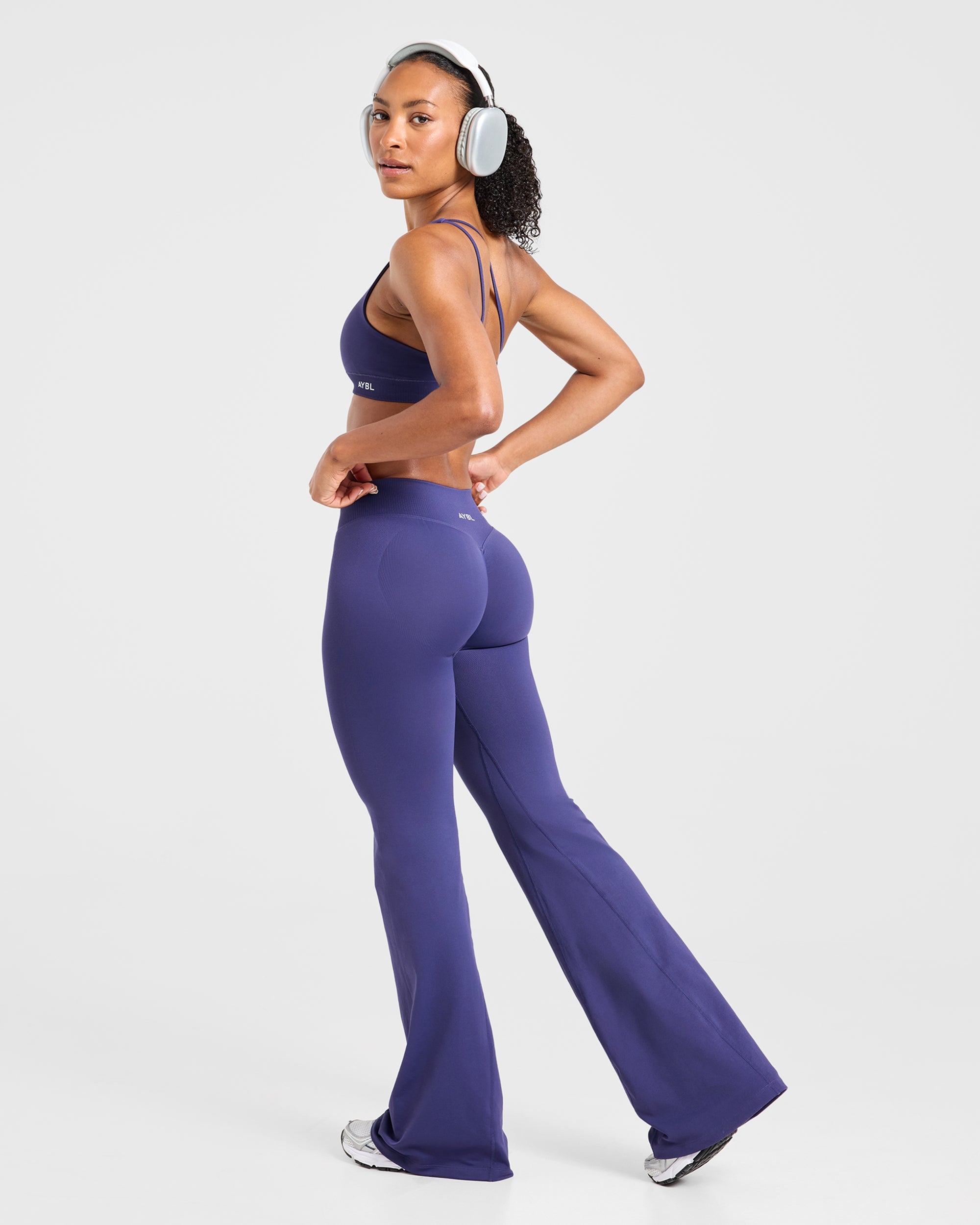 Enhance Seamless Flared Leggings - Storm Bleu