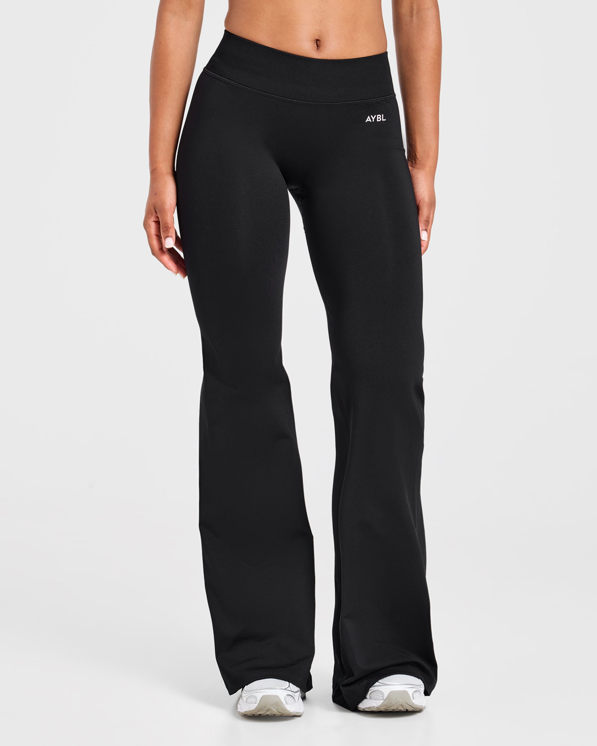 Adapt Seamless Flared Leggings - Noir