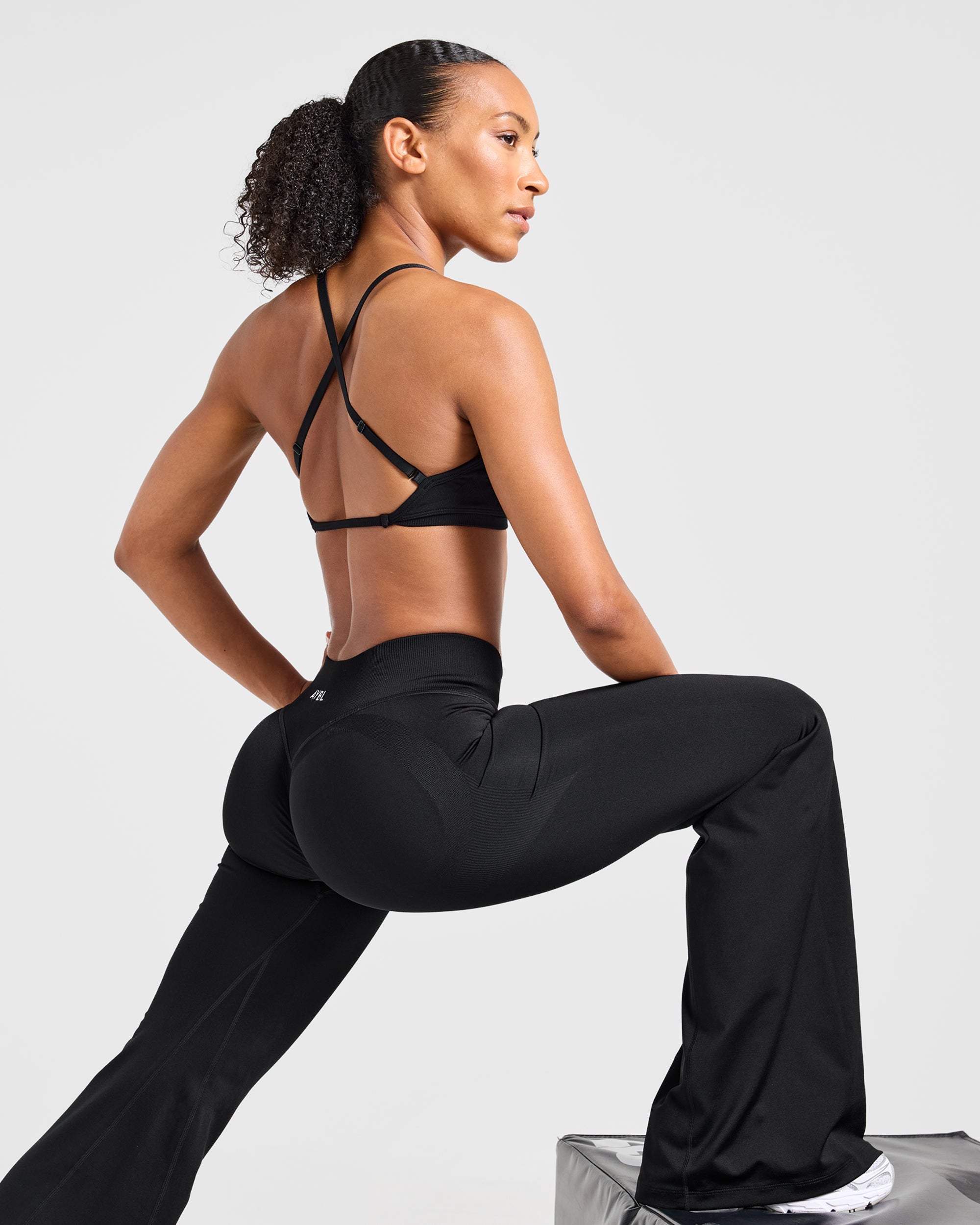 Adapt Seamless Flared Leggings - Noir