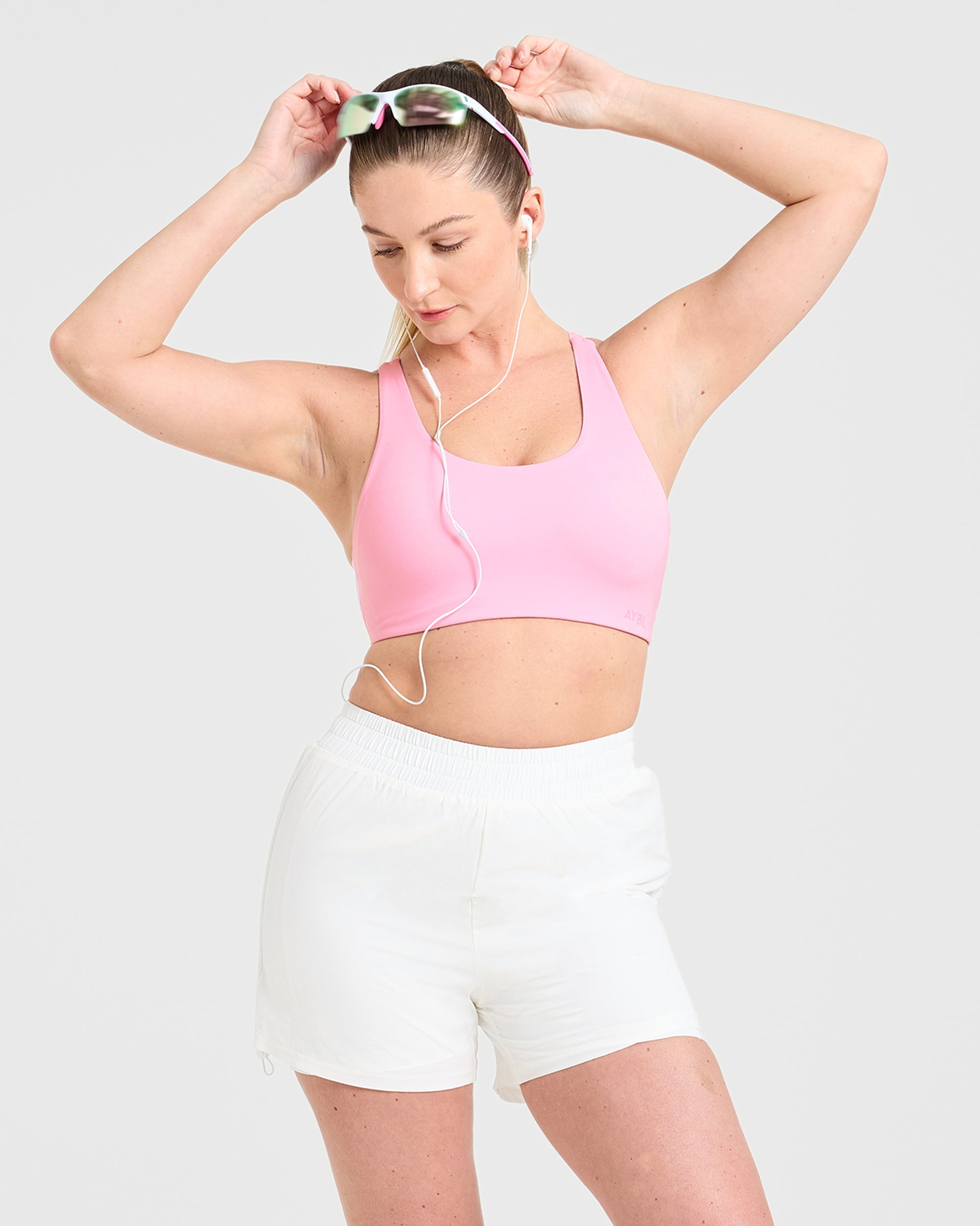 Run Ruched Shorts - Blanc