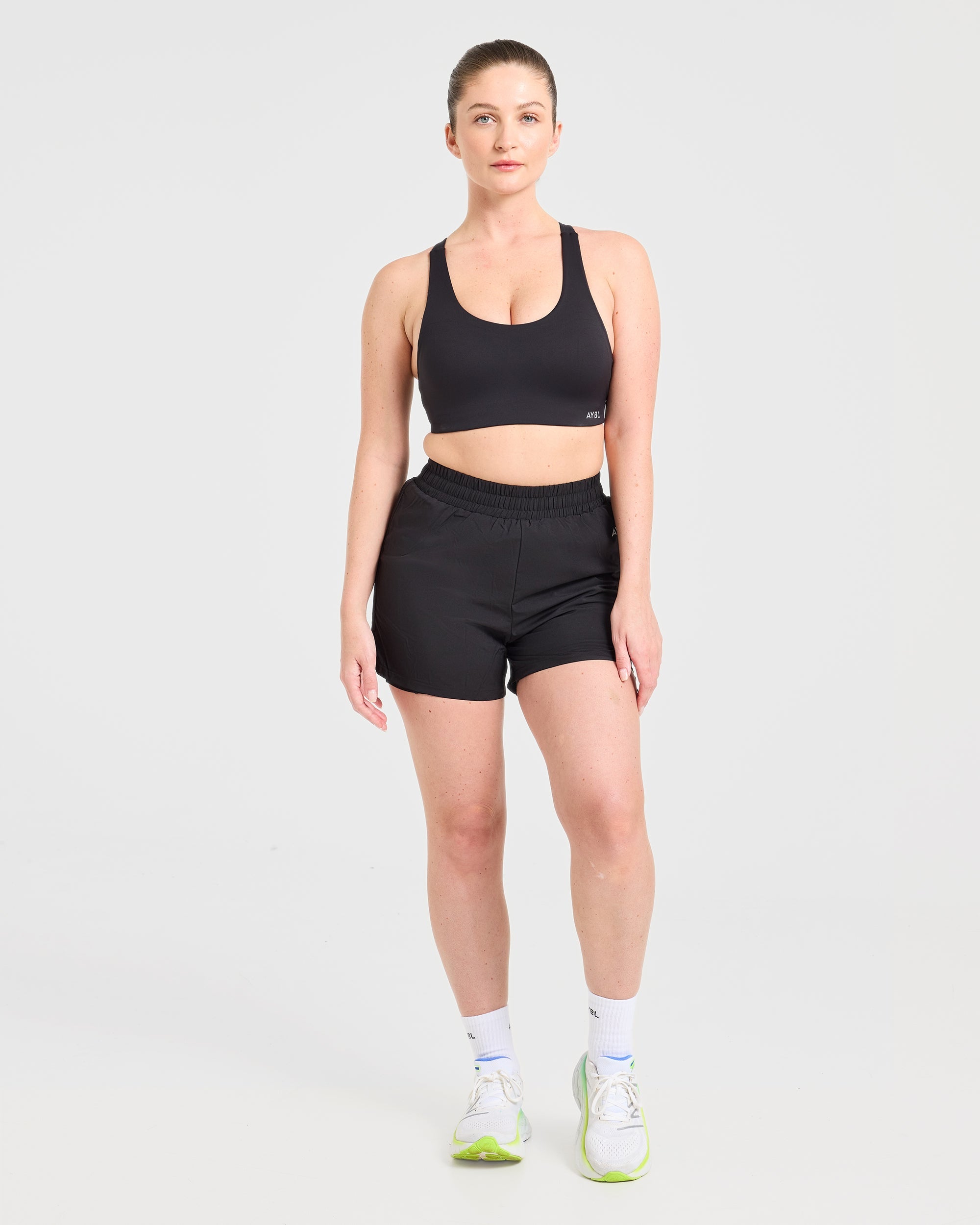Run Ruched Shorts - Noir