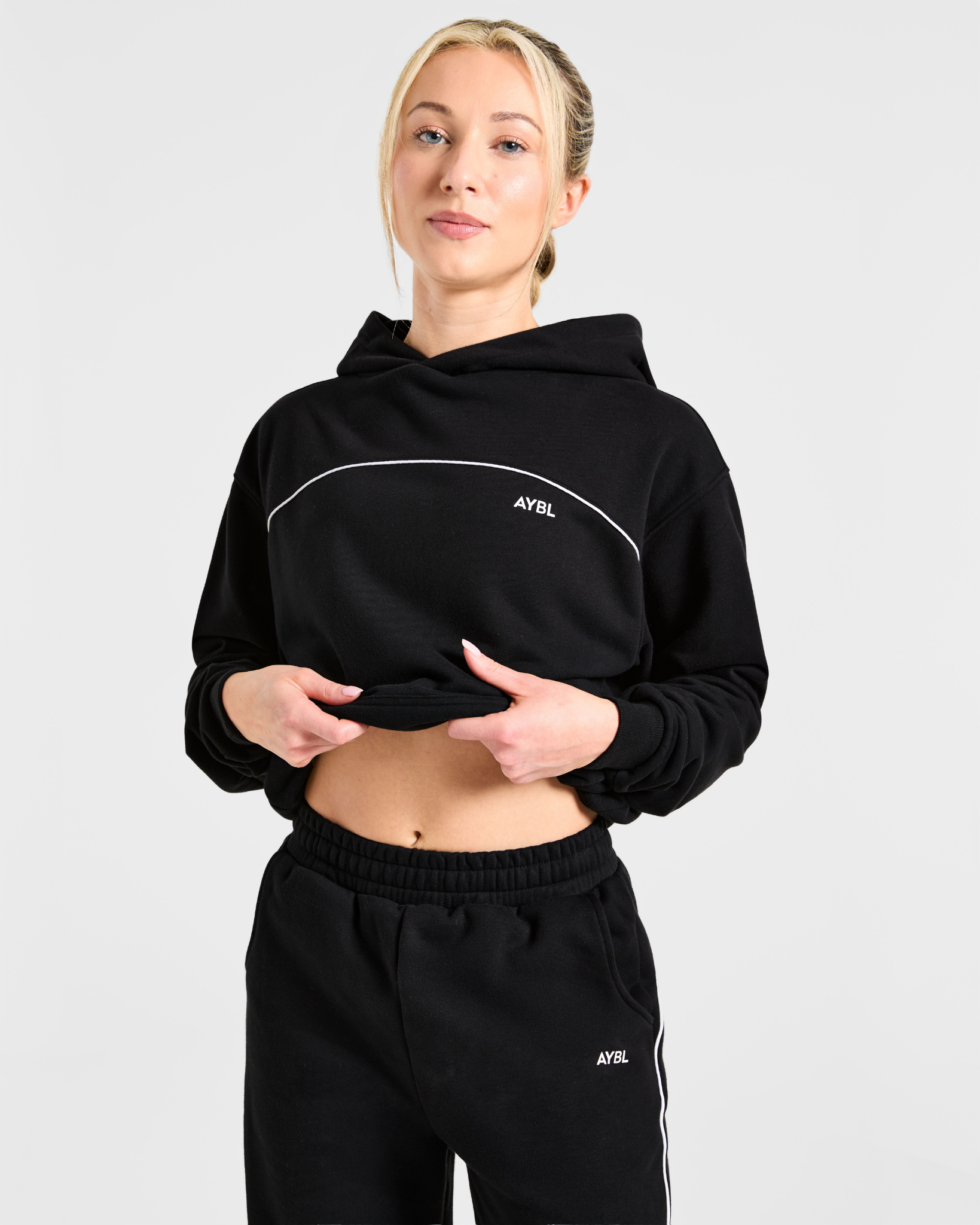 Form Hoodie - Noir