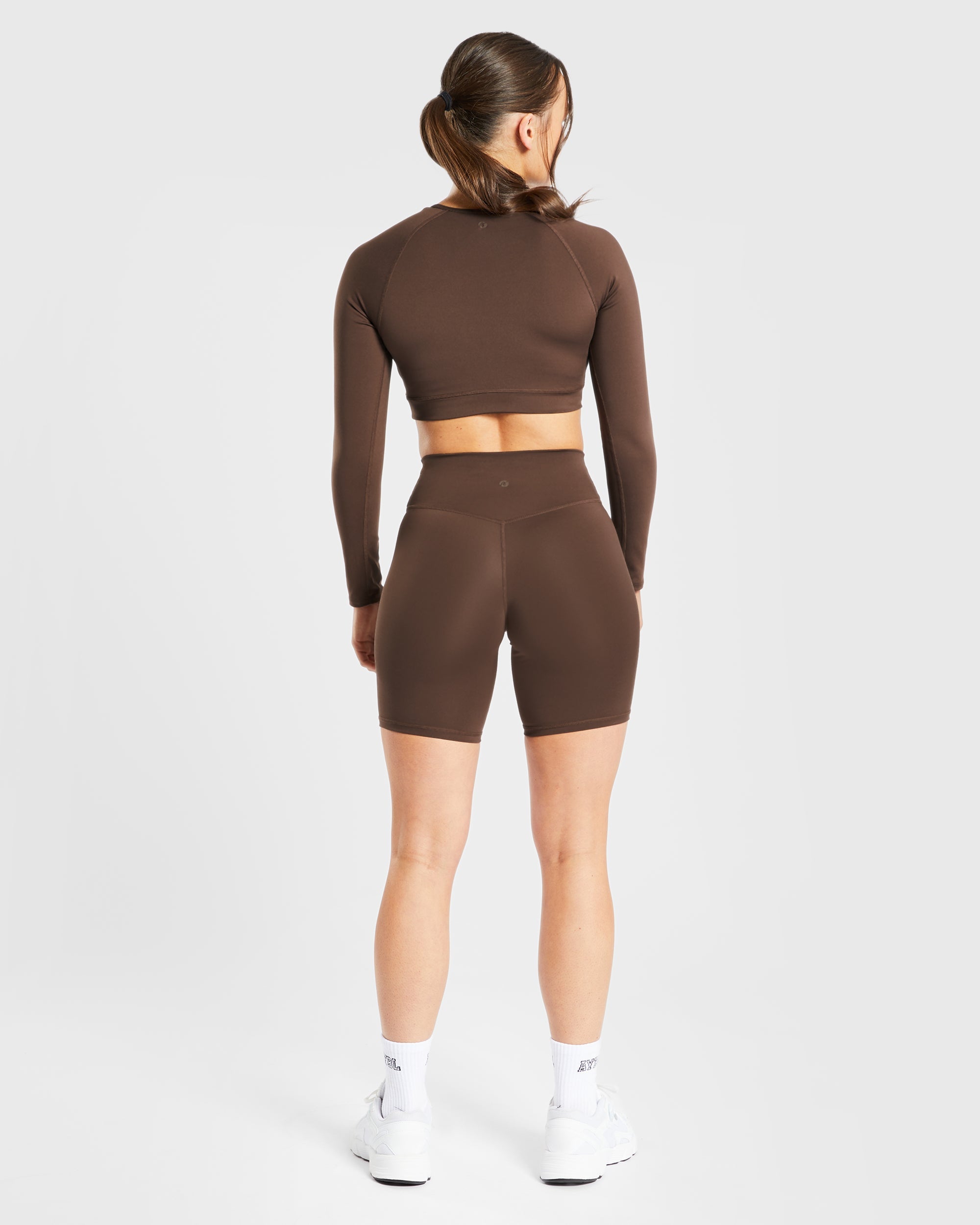 Staple Long Sleeve Crop Top - Marron