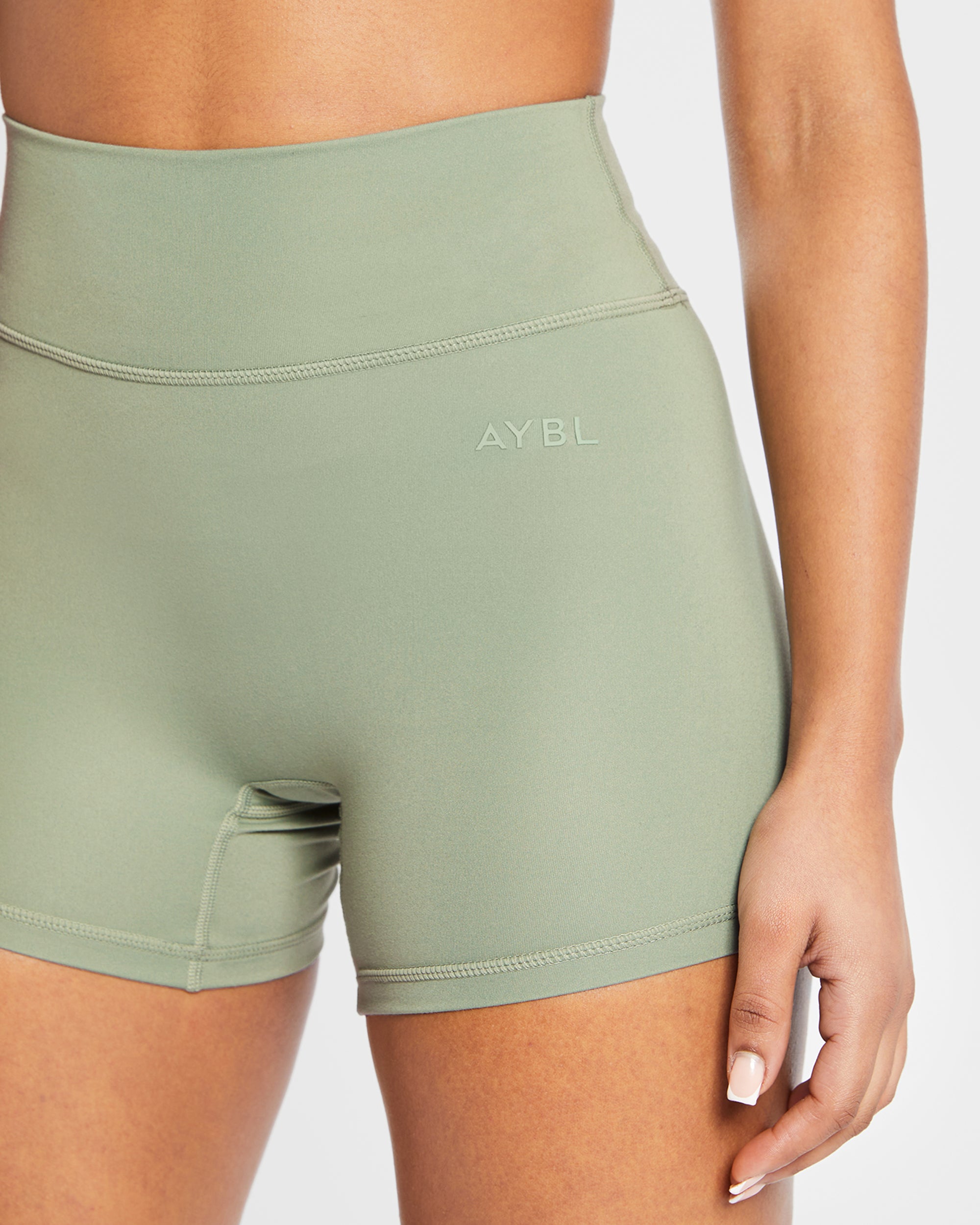 Staple Shorts - Olive Vert