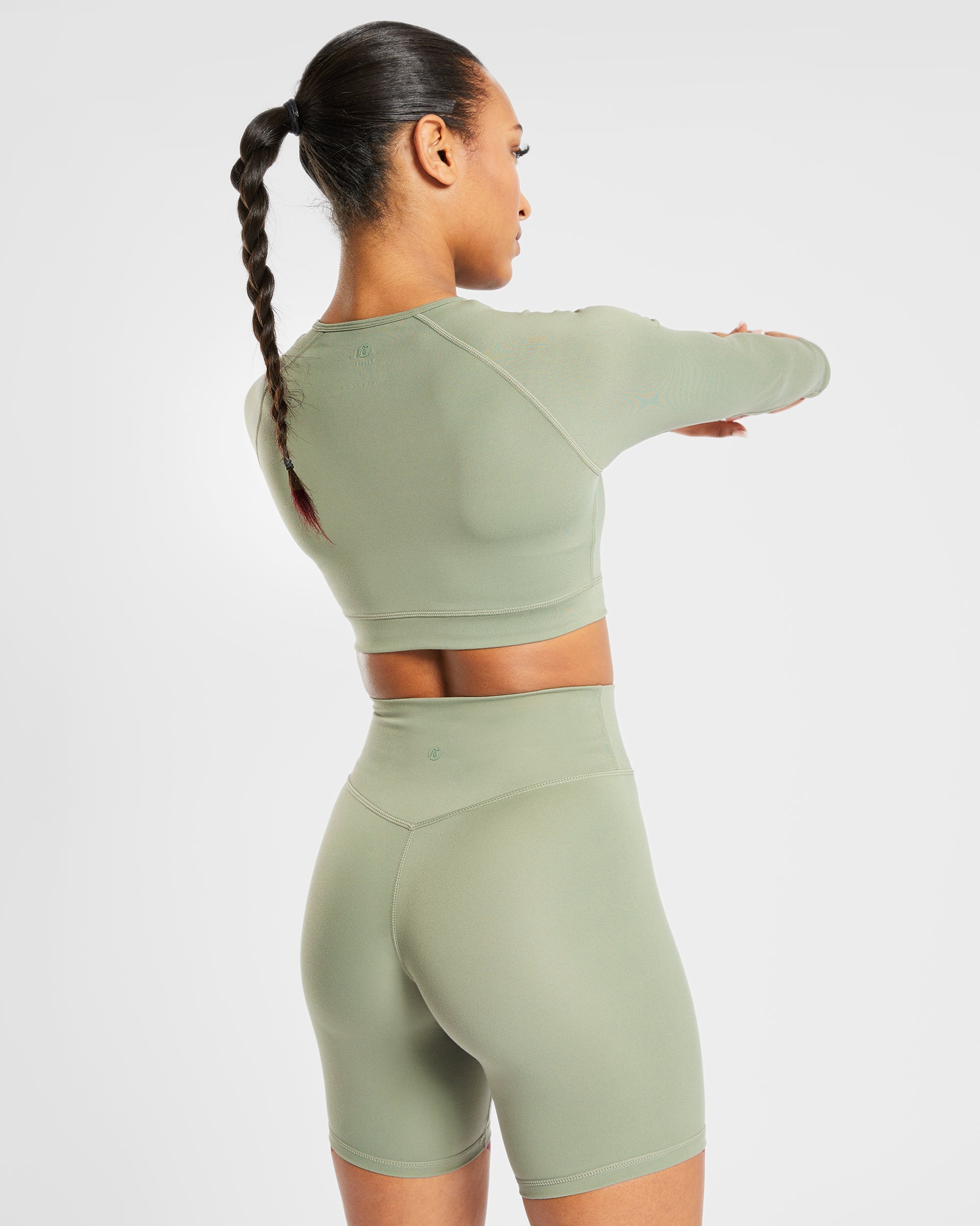 Staple Long Sleeve Crop Top - Olive Vert