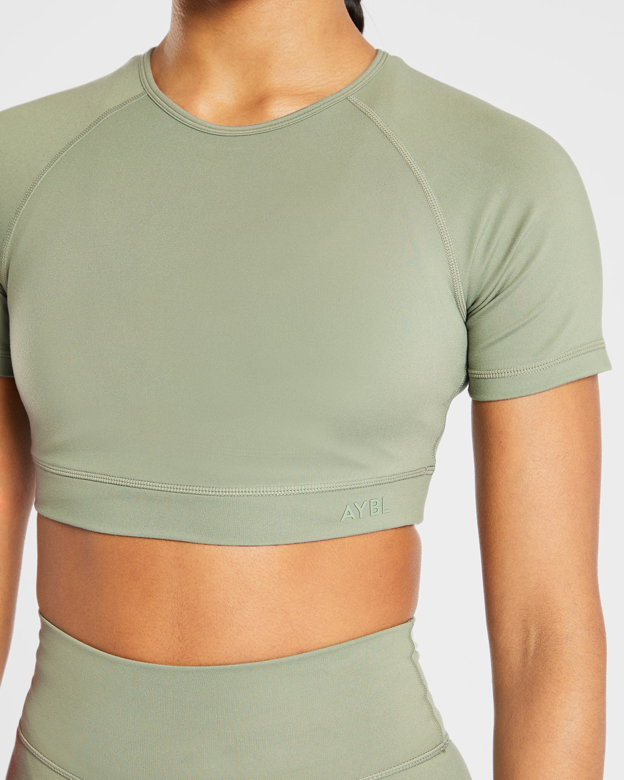 Staple Crop Top - Olive Vert