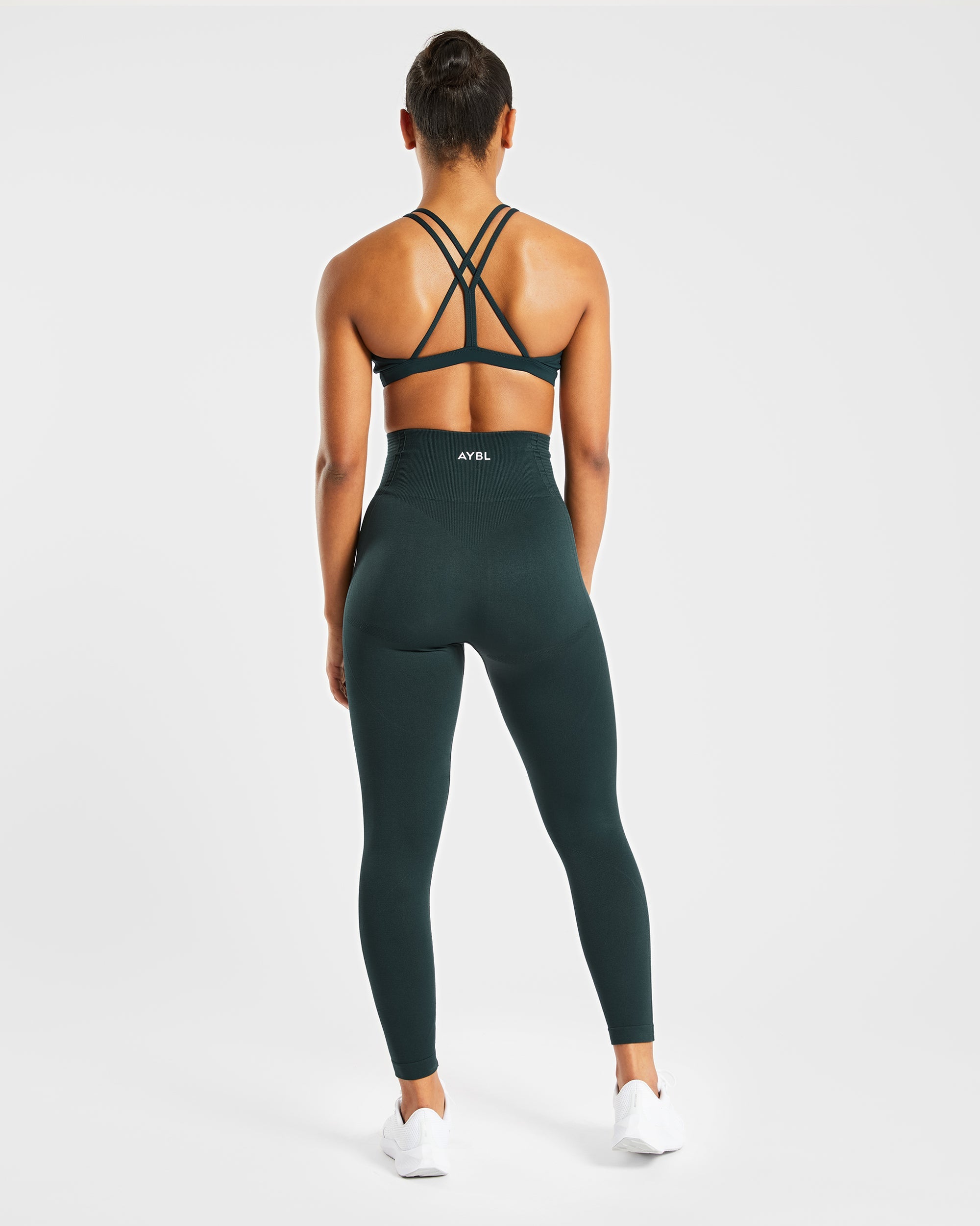 Essential Strappy Sports Bra - Forest Vert