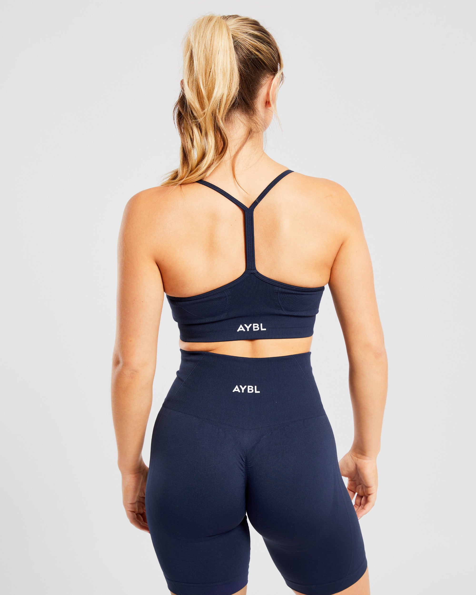 Empower Seamless Sports Bra - Navy