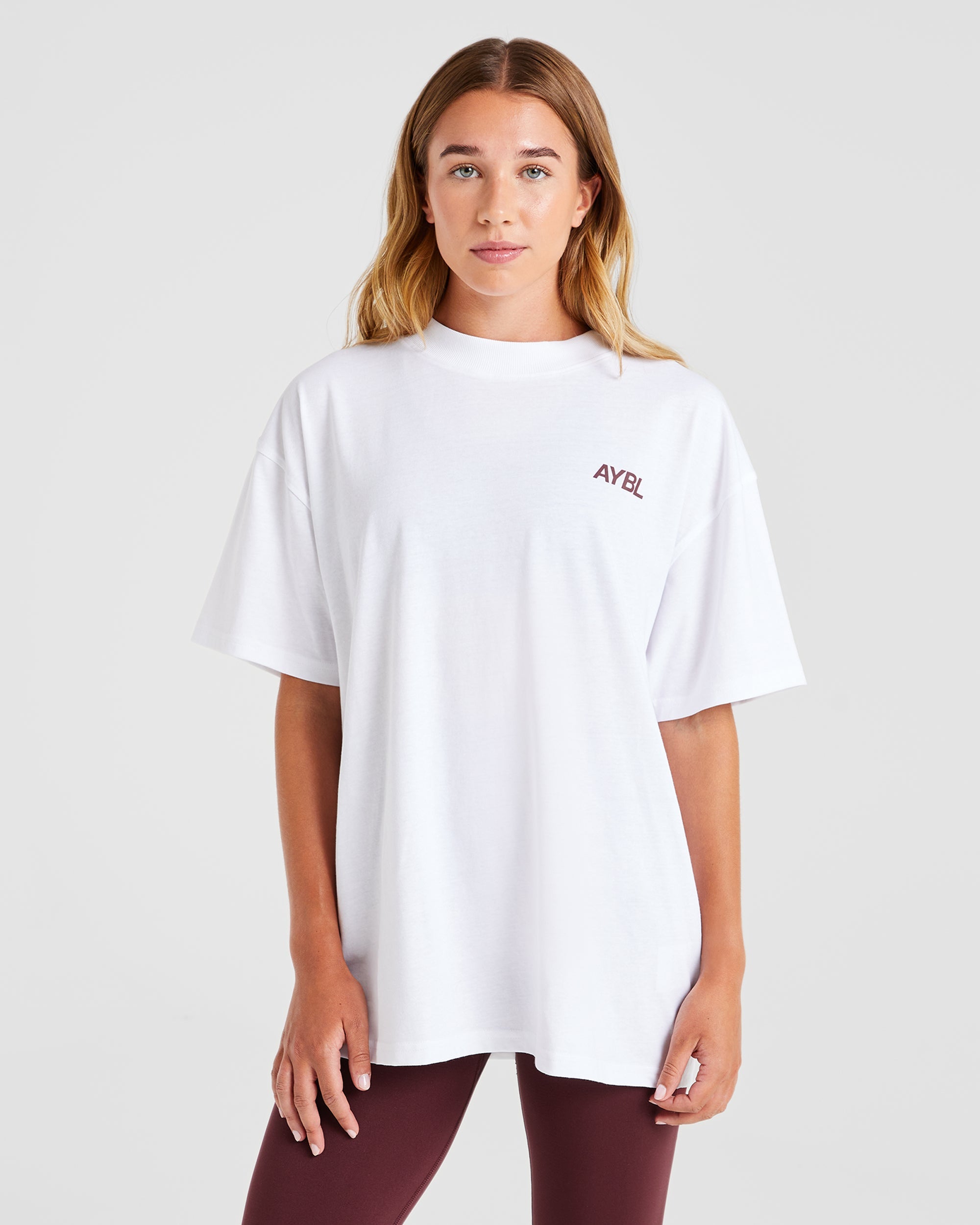 AYBL Sports Club Oversized T Shirt - Blanc/Bourgogne