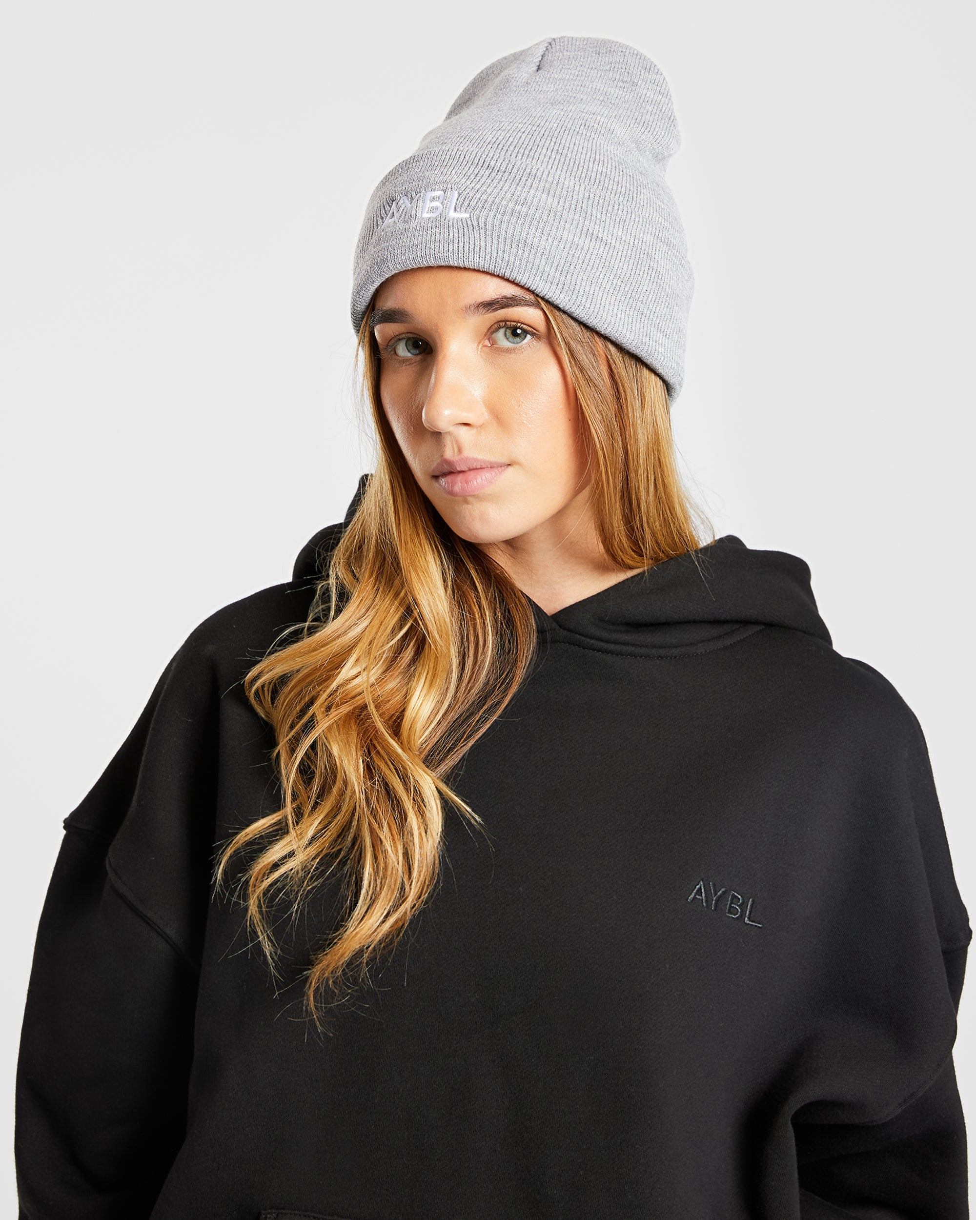 Embroidered Beanie - Gris Marl