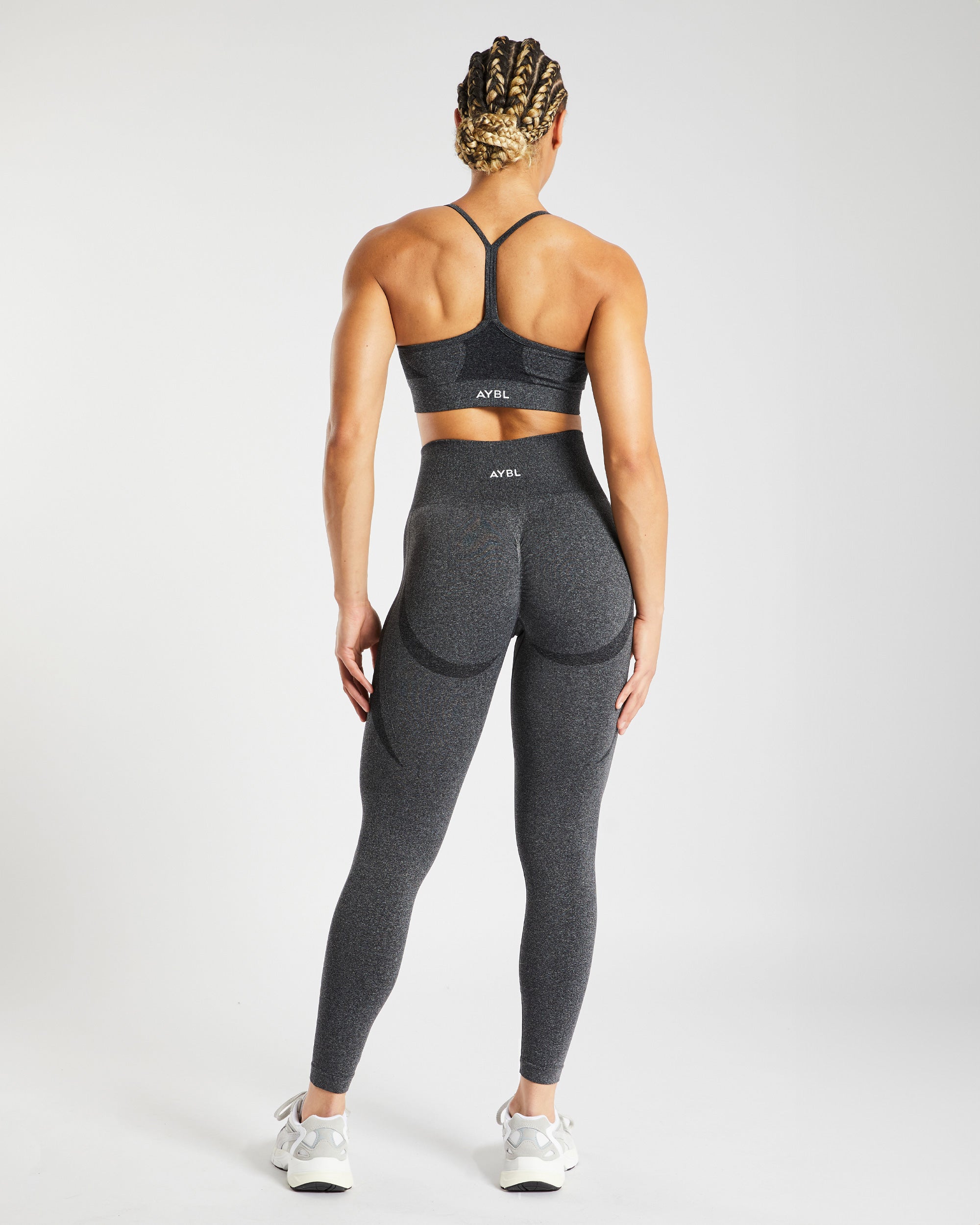 Empower Seamless Sports Bra - Noir Marl